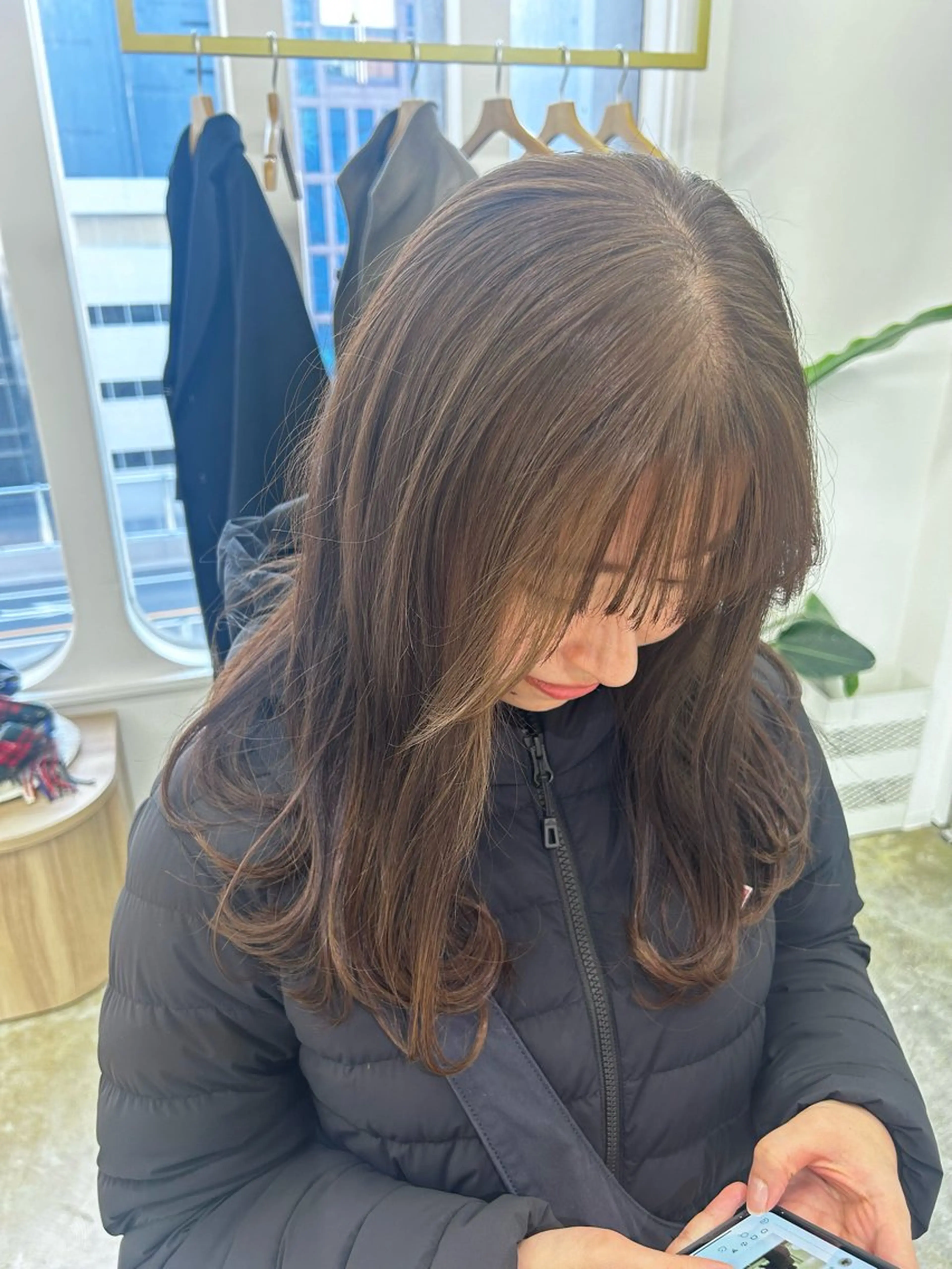 ロング カラー ベージュカラー ブリーチ 透明感カラー ダブルカラー ブリーチなしカラー カット ヘアカラー トリートメント Nanaha /レイヤーカットのヘアスタイル