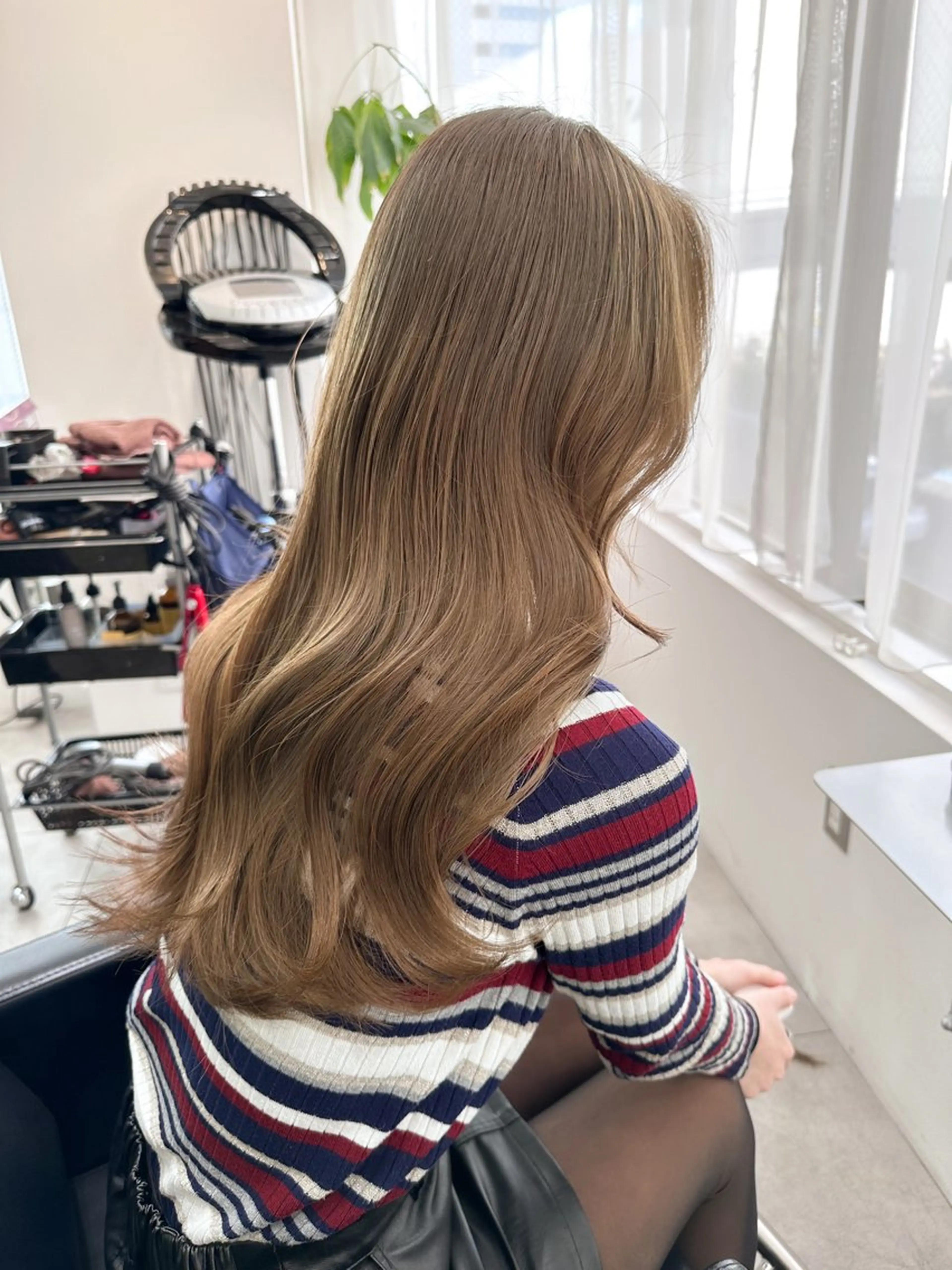 【ブリーチなし】カット＋ダブル(2回)カラー＋KERASTASE TRの写真