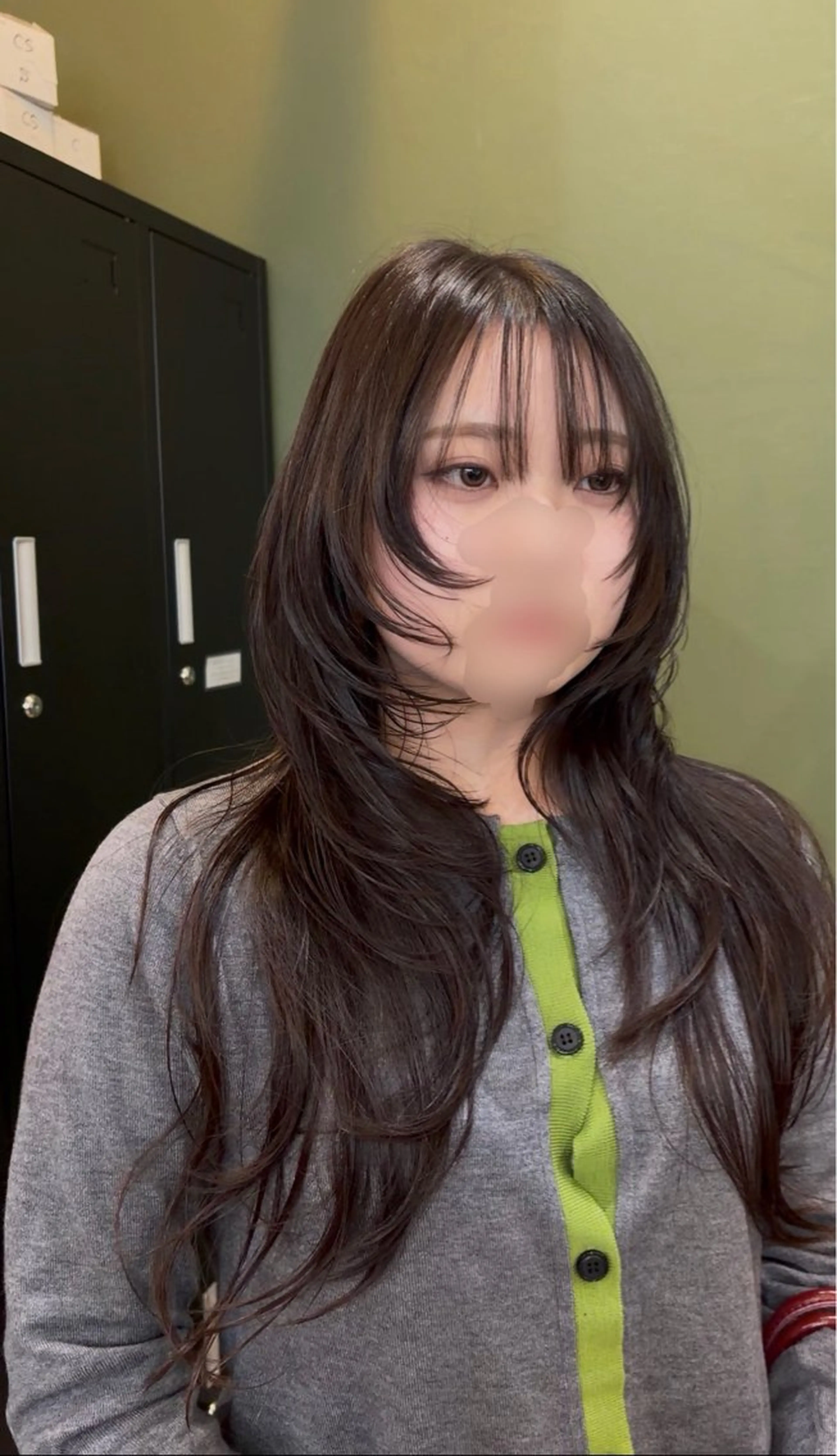 ロング ロングレイヤー レイヤーカット ロング ウルフカット ウルフレイヤー branch所属・内山 優のヘアスタイル