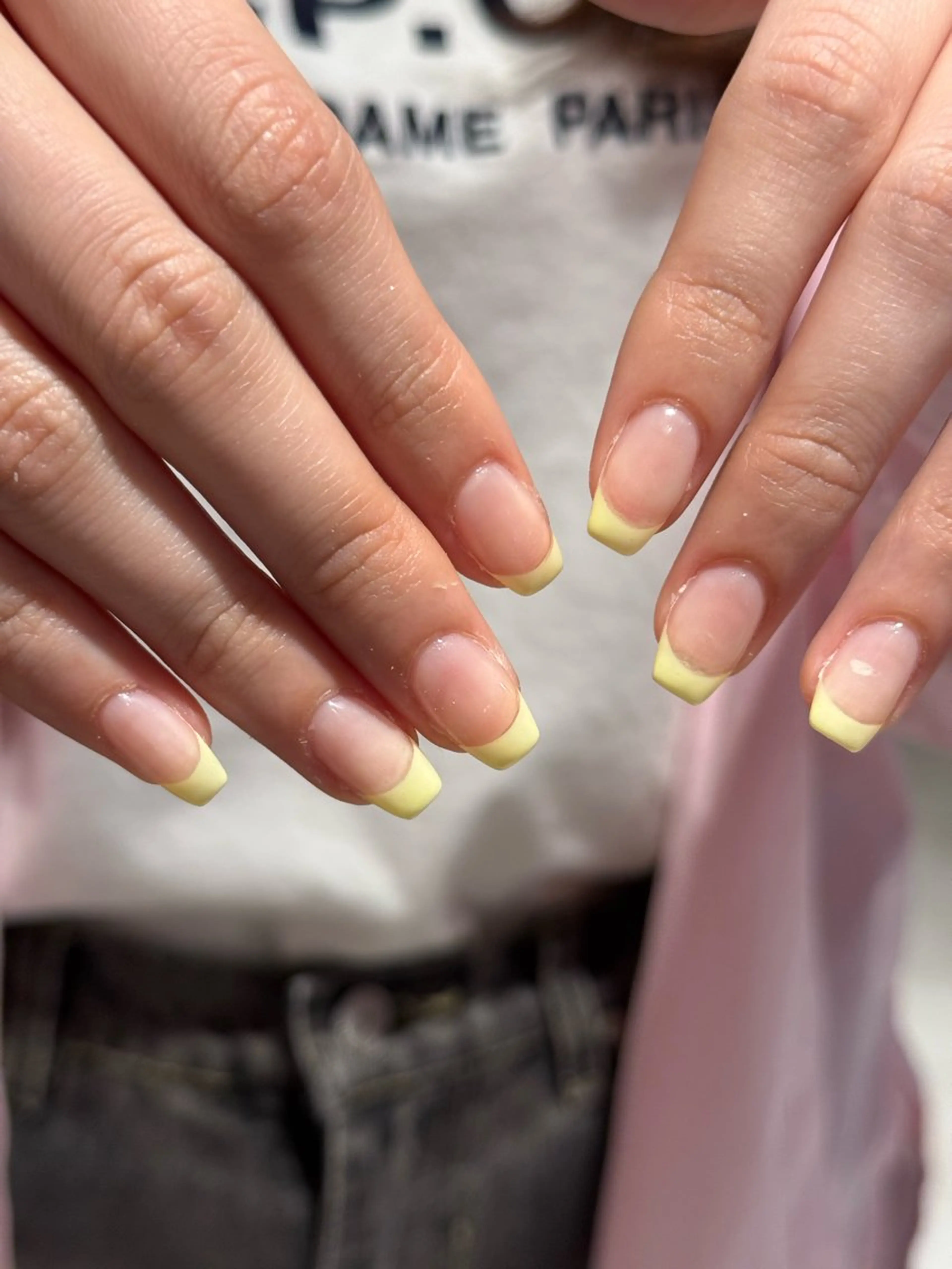 ネイル ハンドネイル airi 🤍のネイルデザイン