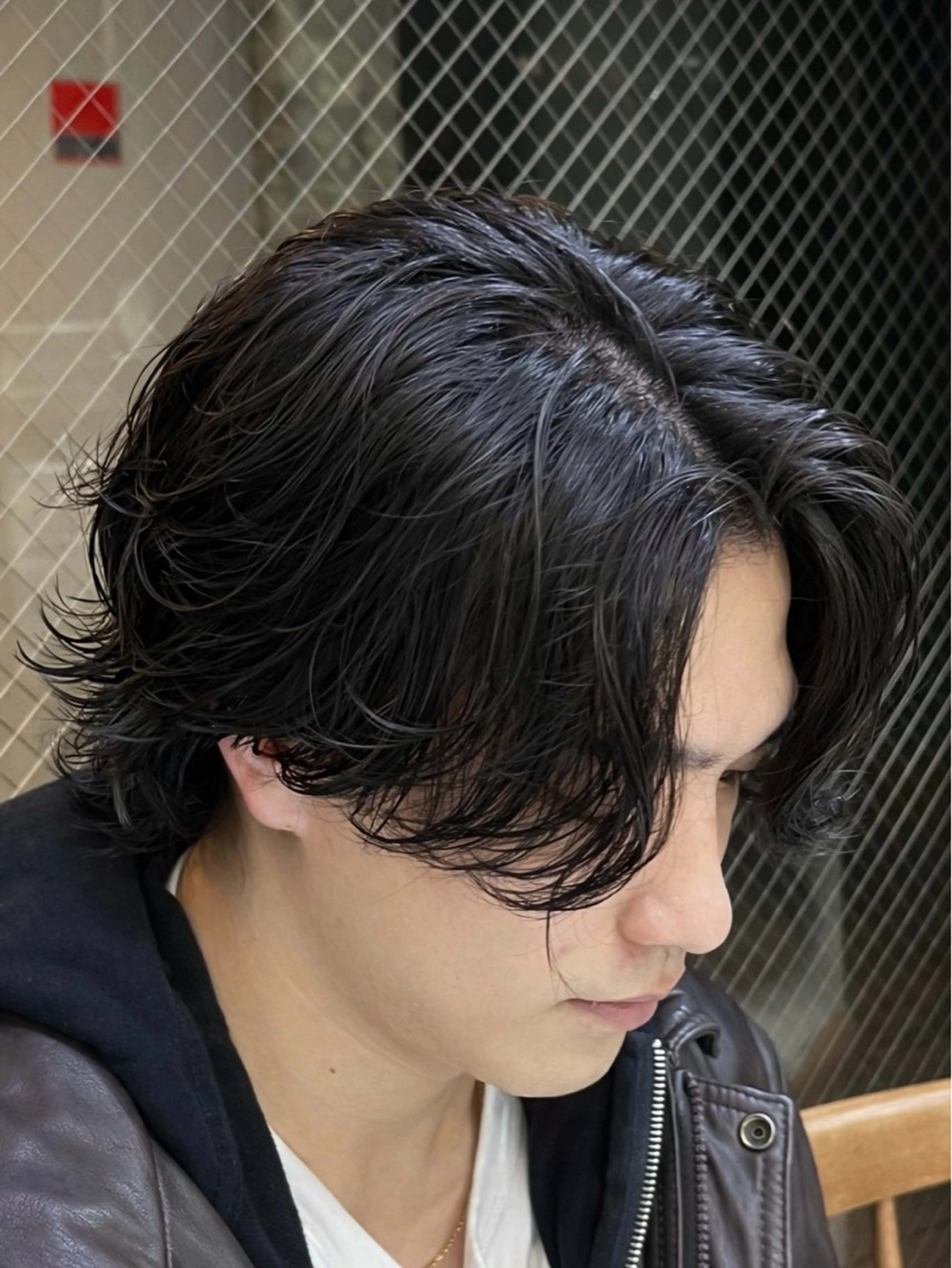 ミディアム パーマ メンズ カット パーマ トリートメント ケンシロウ メンズパーマ特化⭕️のヘアスタイル