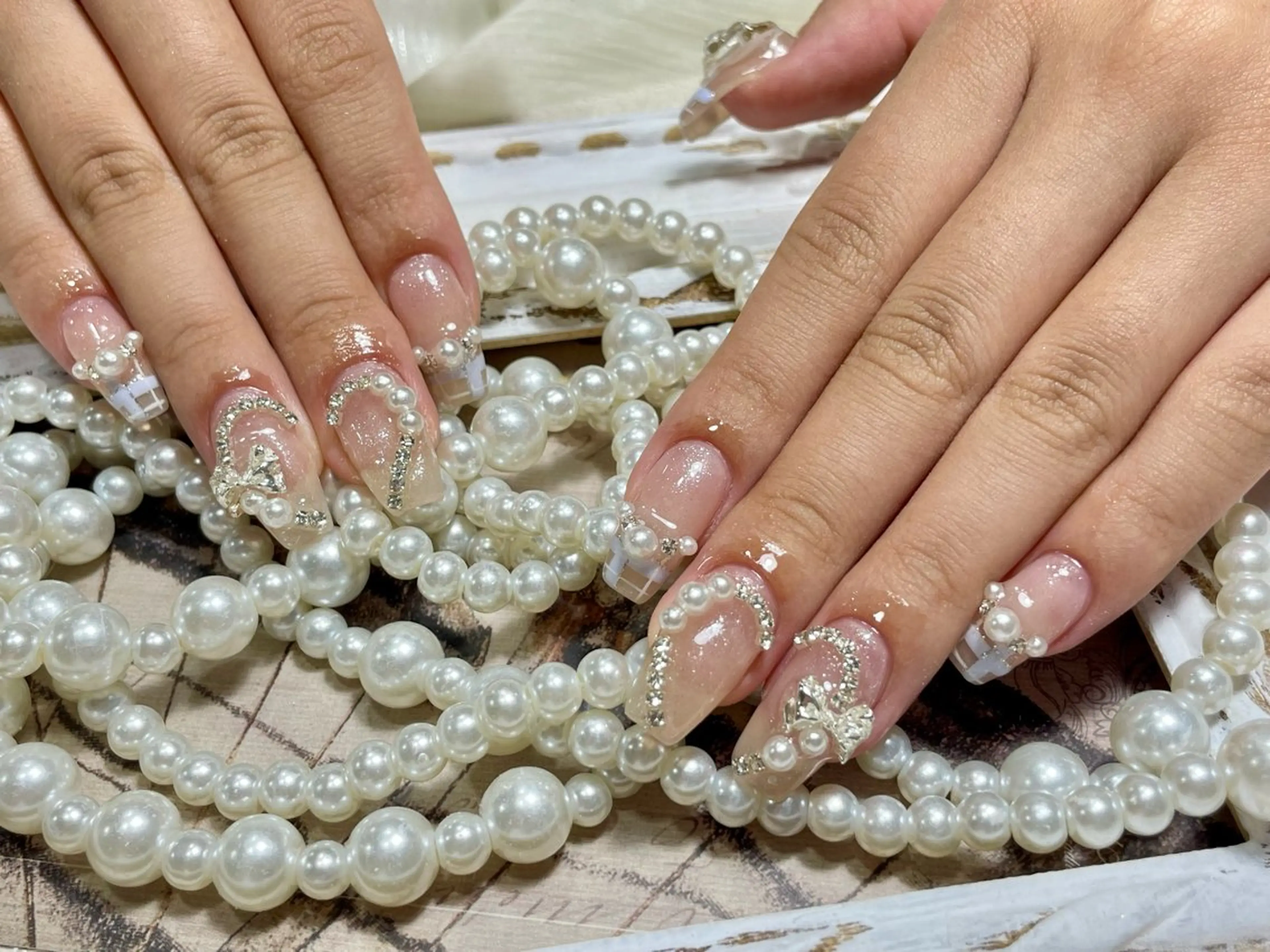 ネイル ハンドネイル C C🌼のネイルデザイン