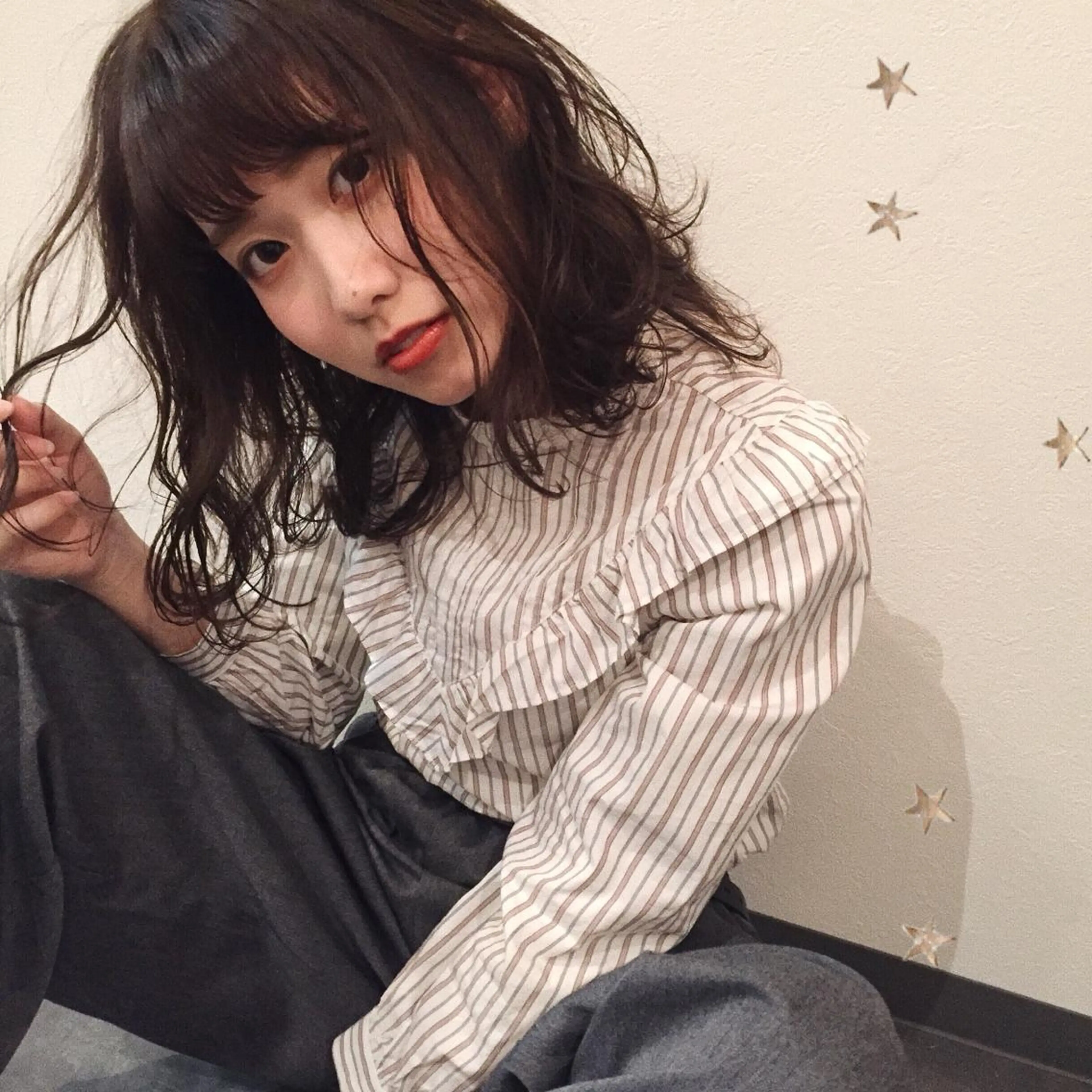 ミディアム カラー 市川 千夏のヘアスタイル