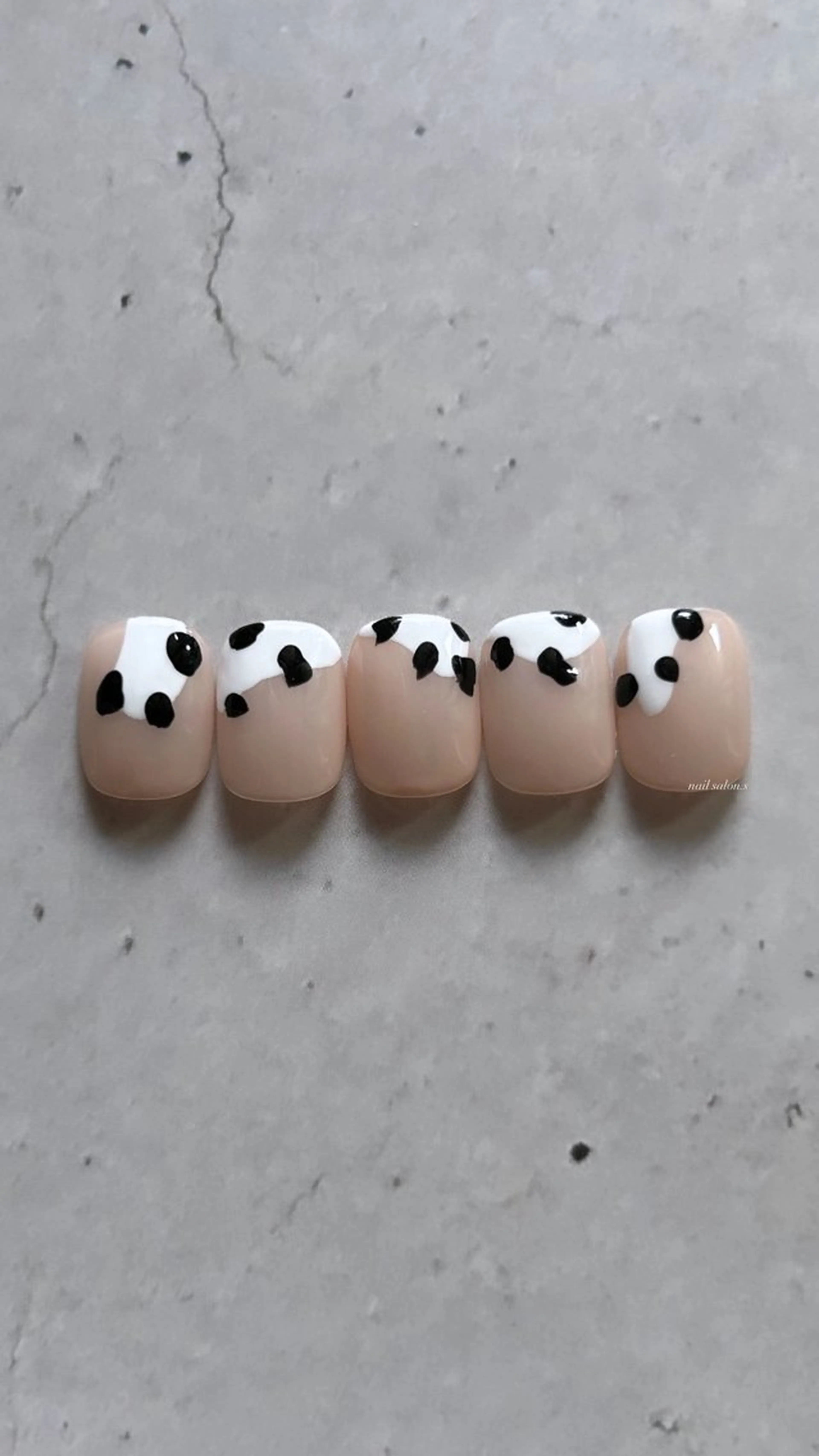 ネイル 関山 志乃のネイルデザイン