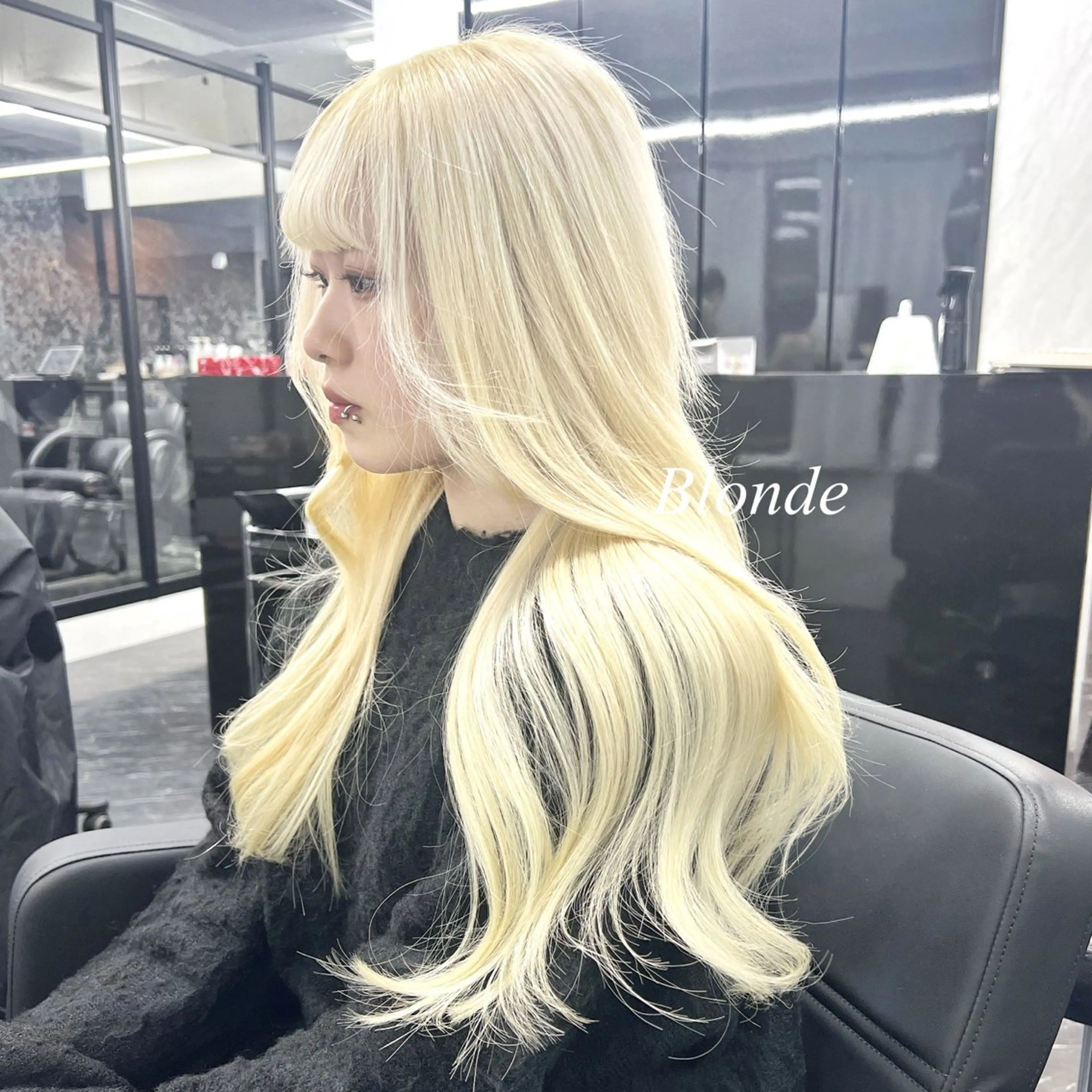 ロング カラー シールエクステ ハイトーンカラー エクステ ヘアカラー エクステ シールエクステ特化 ハイトーン、NANAのヘアスタイル