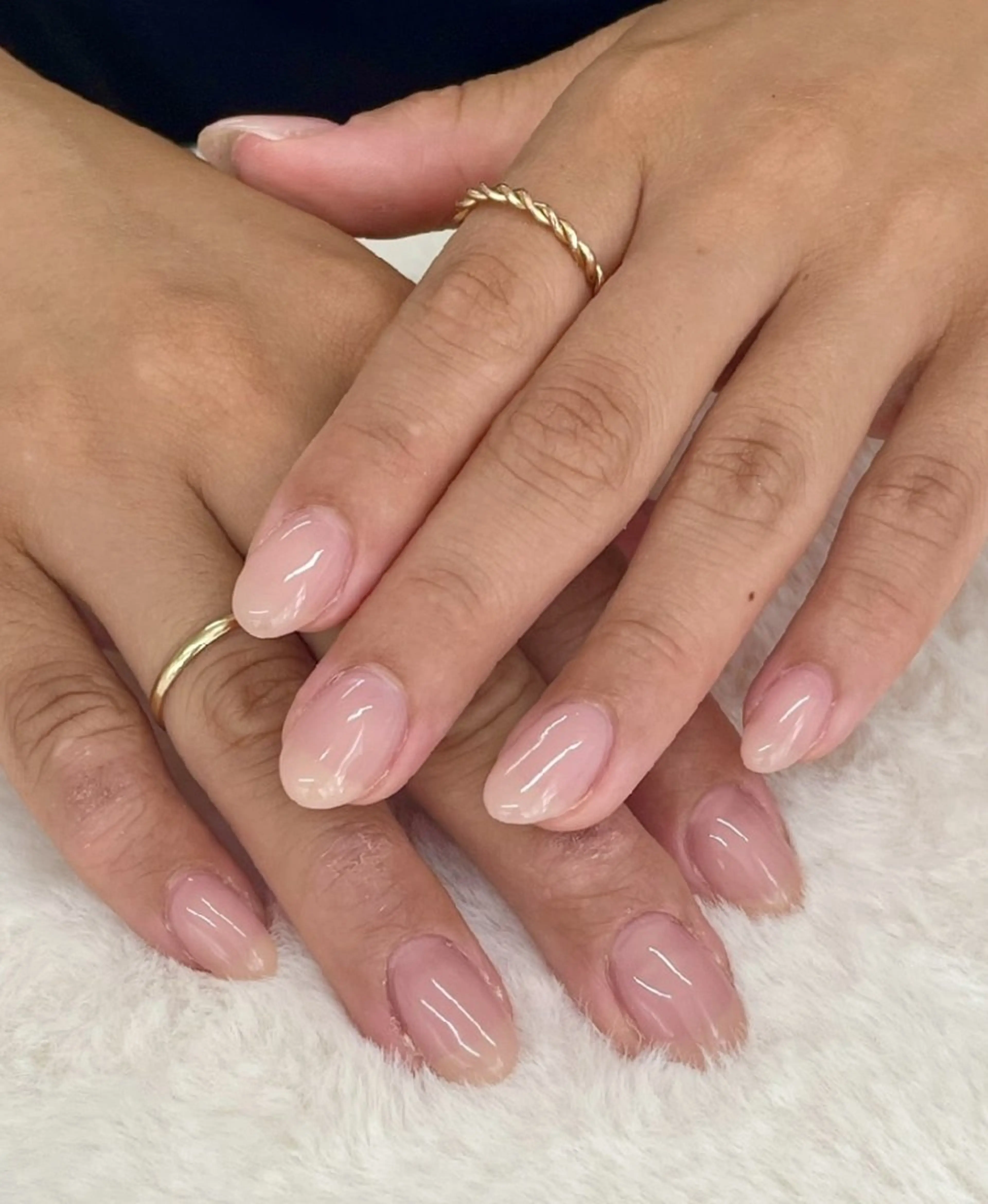 ネイル ジェルネイル オフィスネイル ワンカラーネイル パラジェル シンプルネイル ハンドネイル ハンドケア 心斎橋Salon Epokkuのネイルデザイン