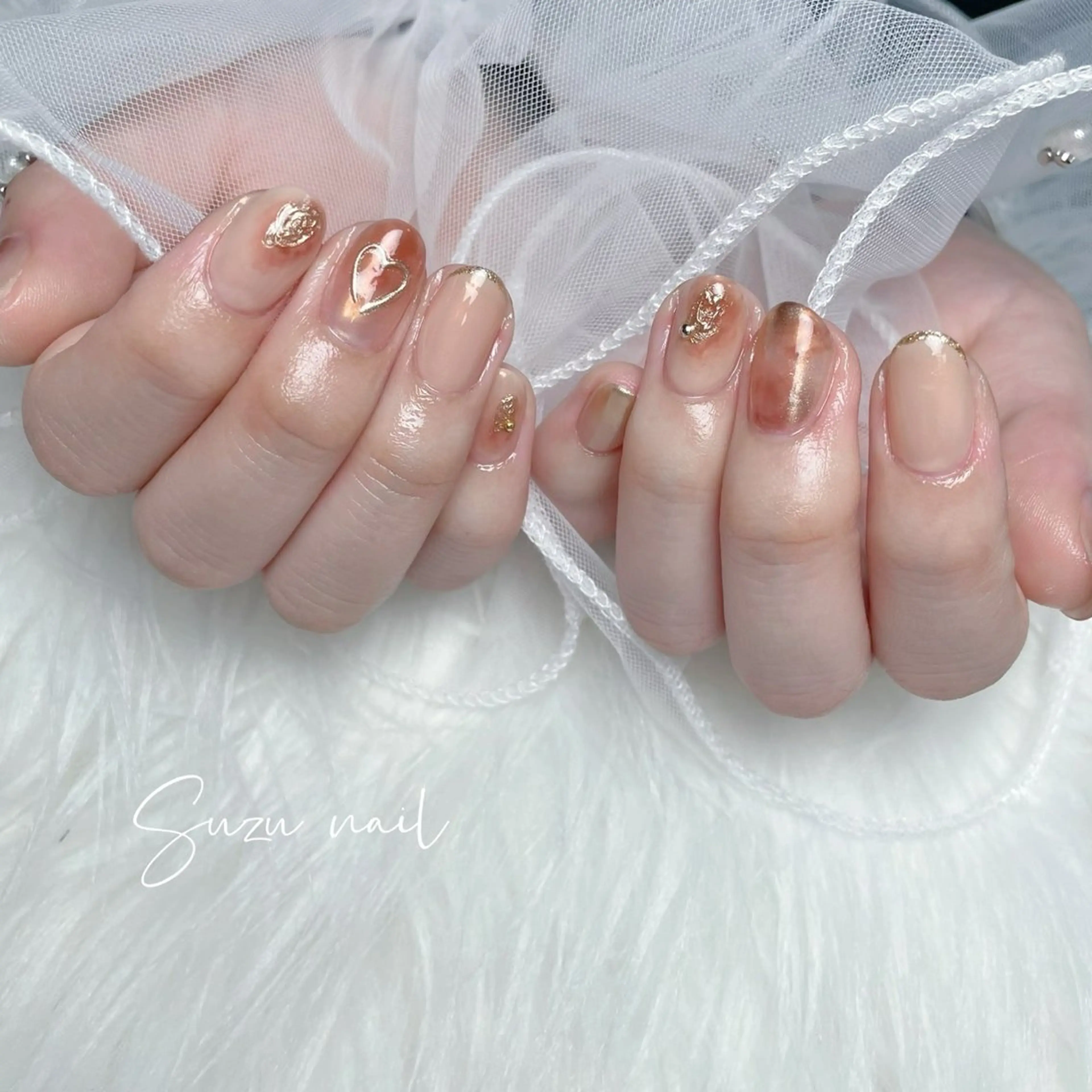 ネイル オーロラネイル ニュアンスネイル ハンドネイル ✨Suzu nail✨のネイルデザイン