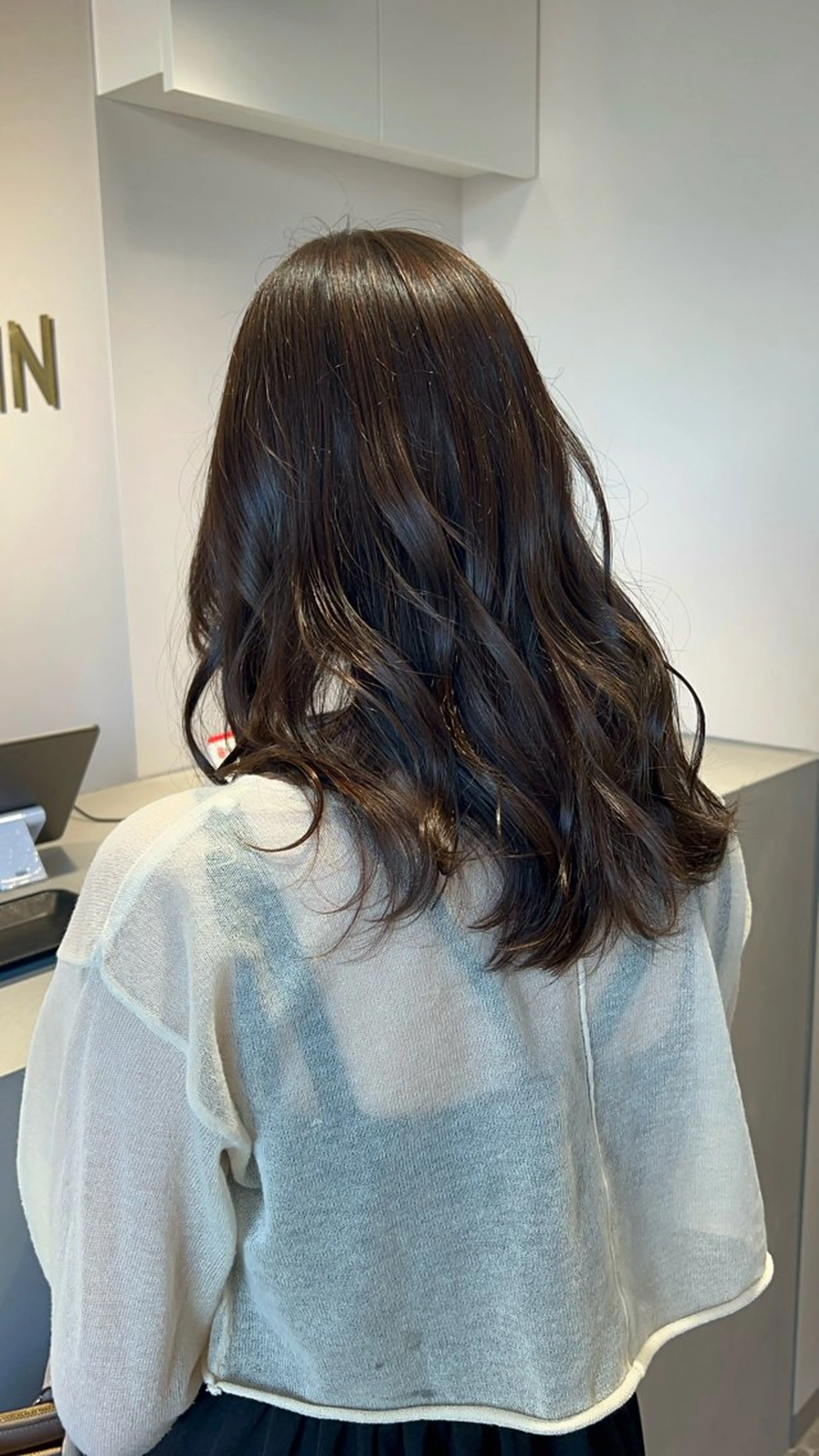 ロング レイヤーカット カット ヘアカラー トリートメント 樋野 亮のヘアスタイル