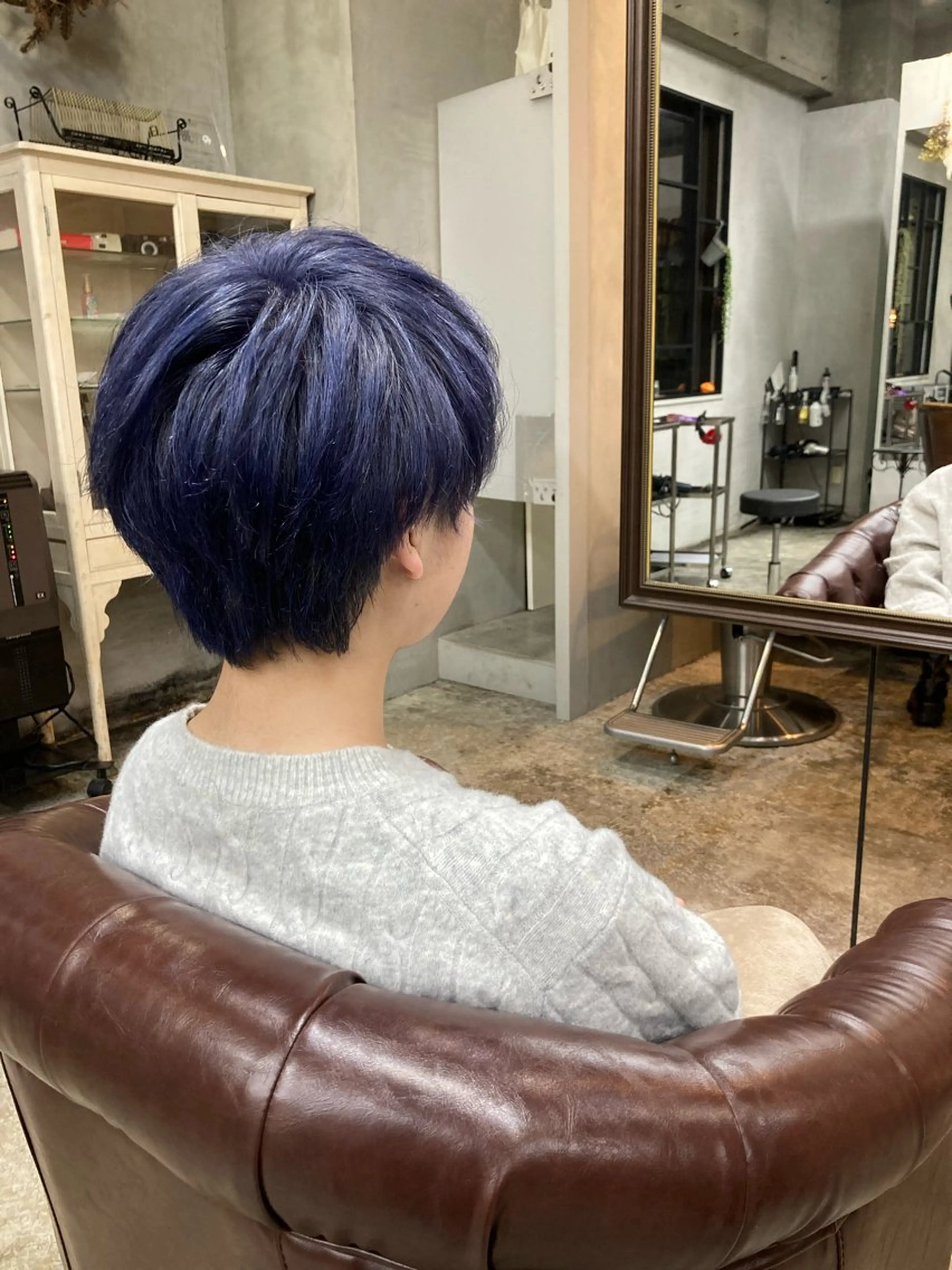 ショート カラー ブルーカラー ヘアカラー 新田龍之輔 →メンズ／派手髪のヘアスタイル