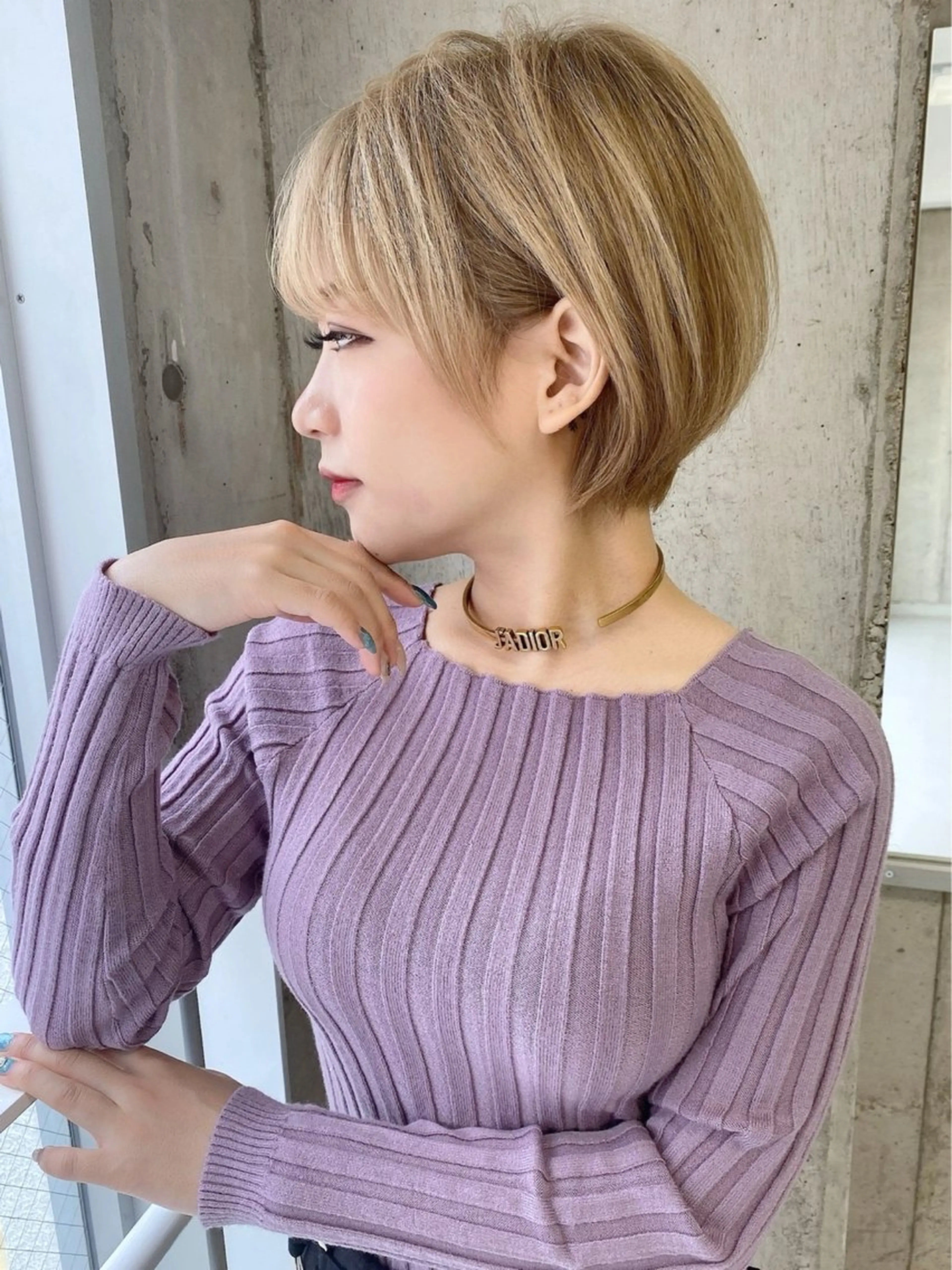 ショート 韓国風カラー ボブ くびれヘア エギョモリ 顔まわりレイヤー ボブ/顔周りカット /縮毛矯正/鈴木隆太のヘアスタイル