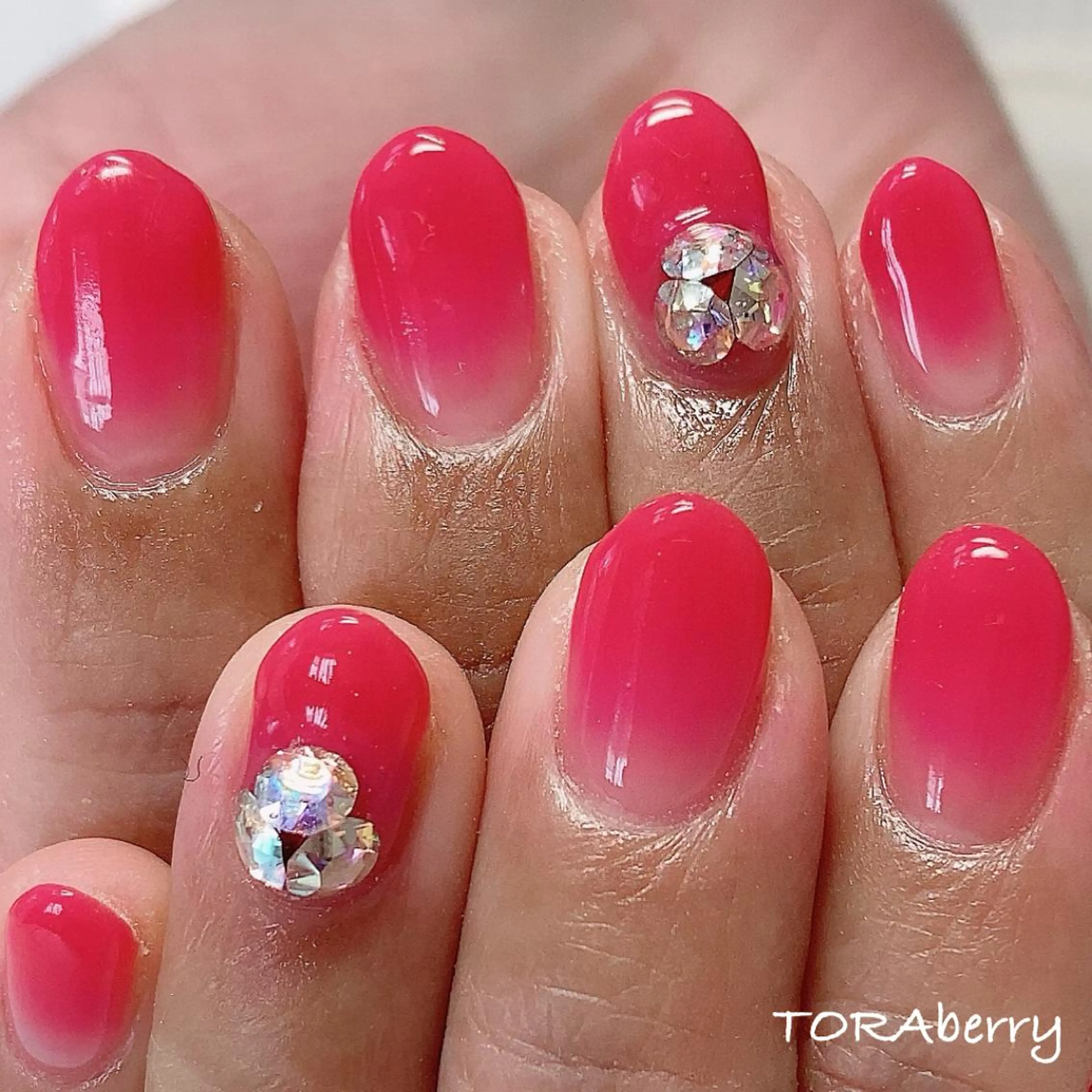 ネイル ネイリスト なつみのネイルデザイン