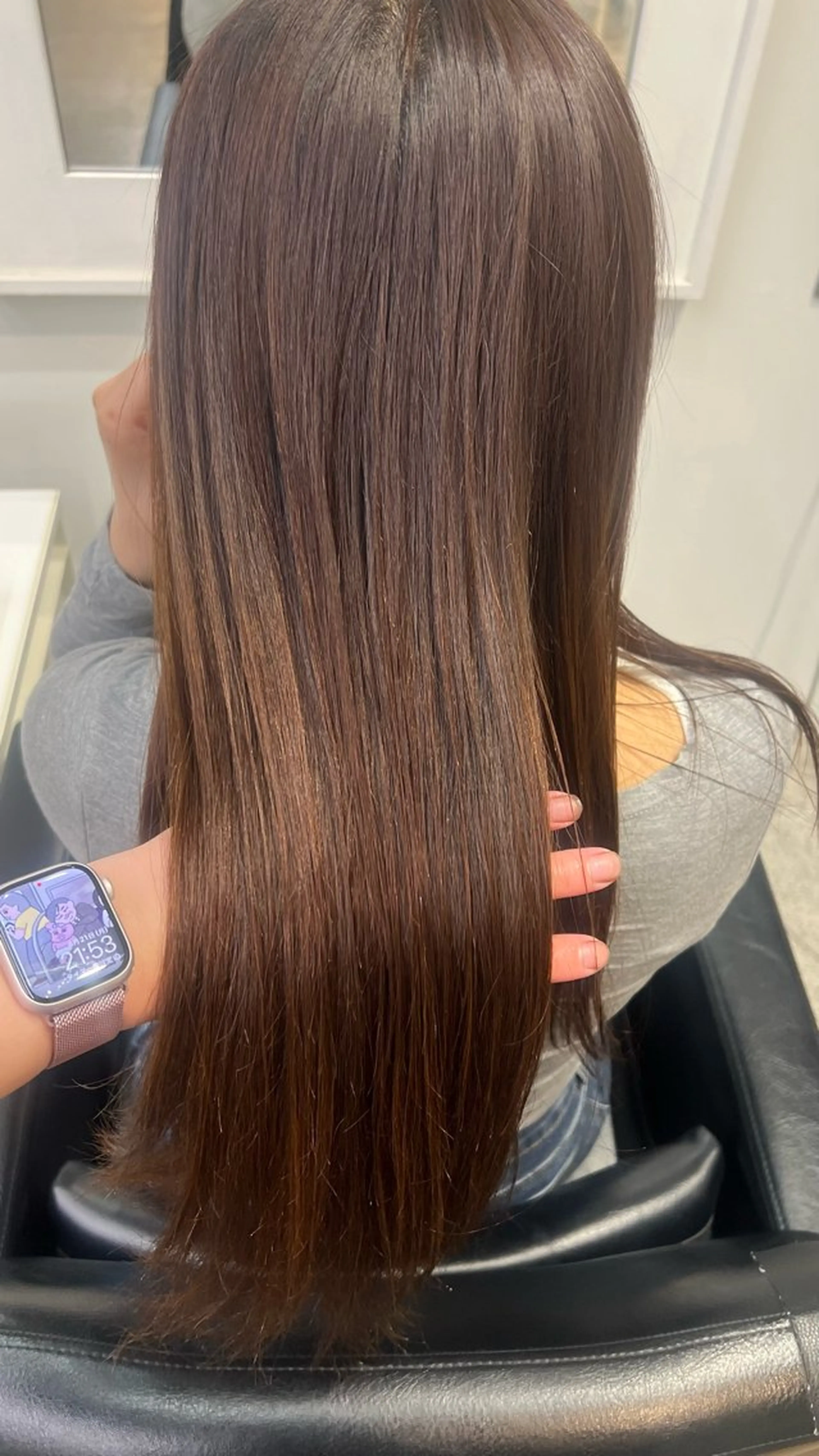 ロング 目黒 由梨香のヘアスタイル