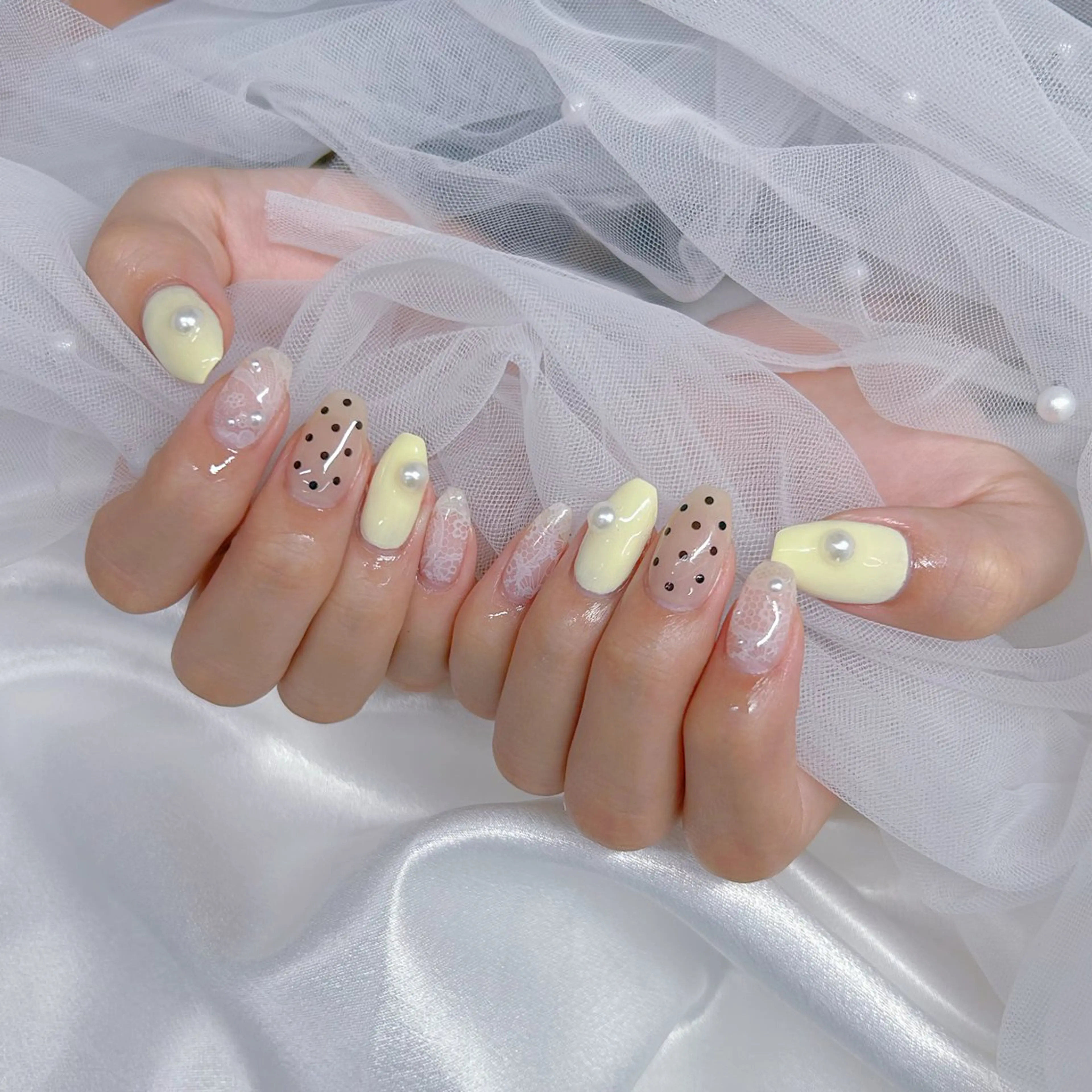 ネイル ハンドネイル 伊藤 彩名のネイルデザイン