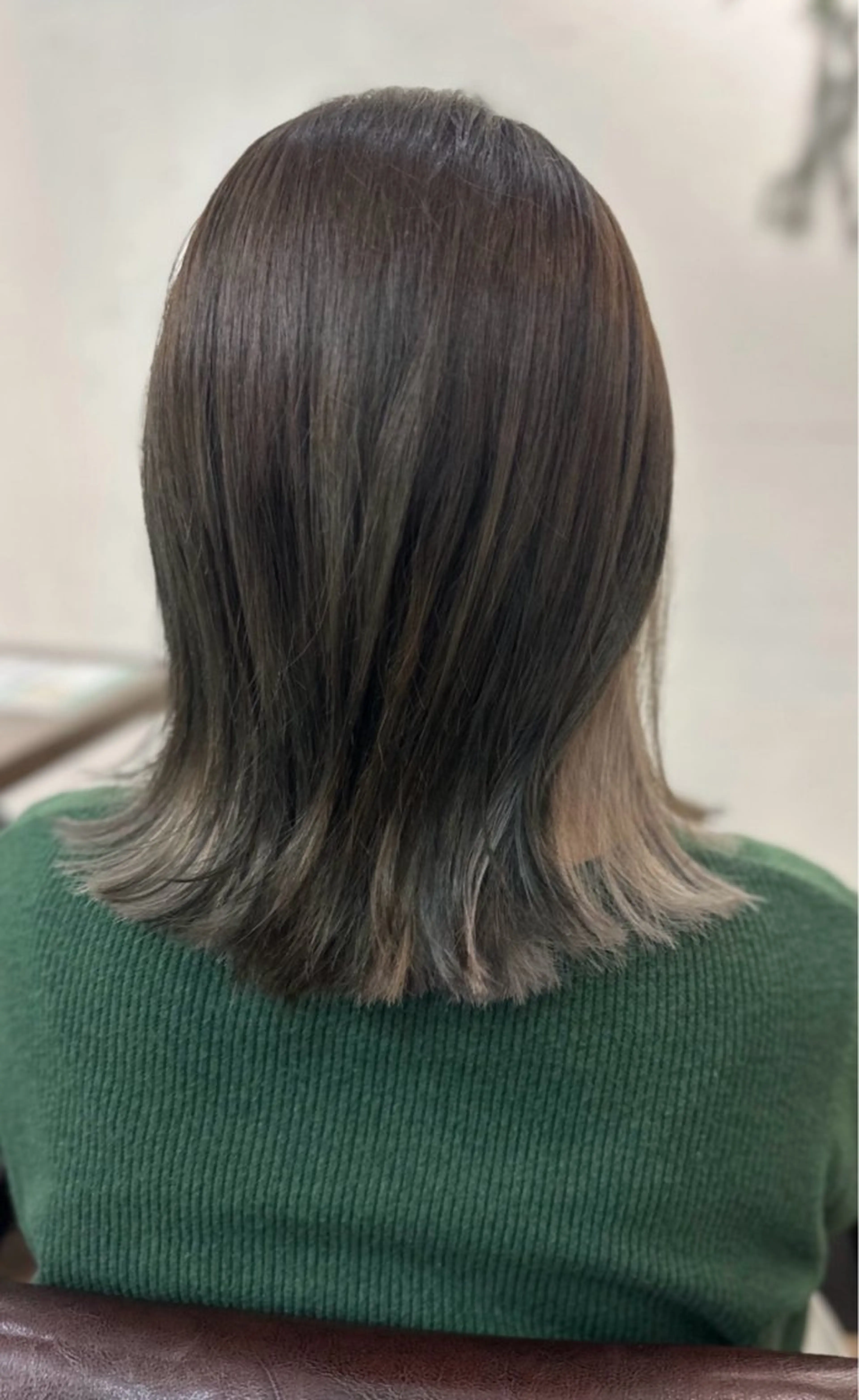 カラー ブリーチ インナーカラー 馬来 千尋のヘアスタイル