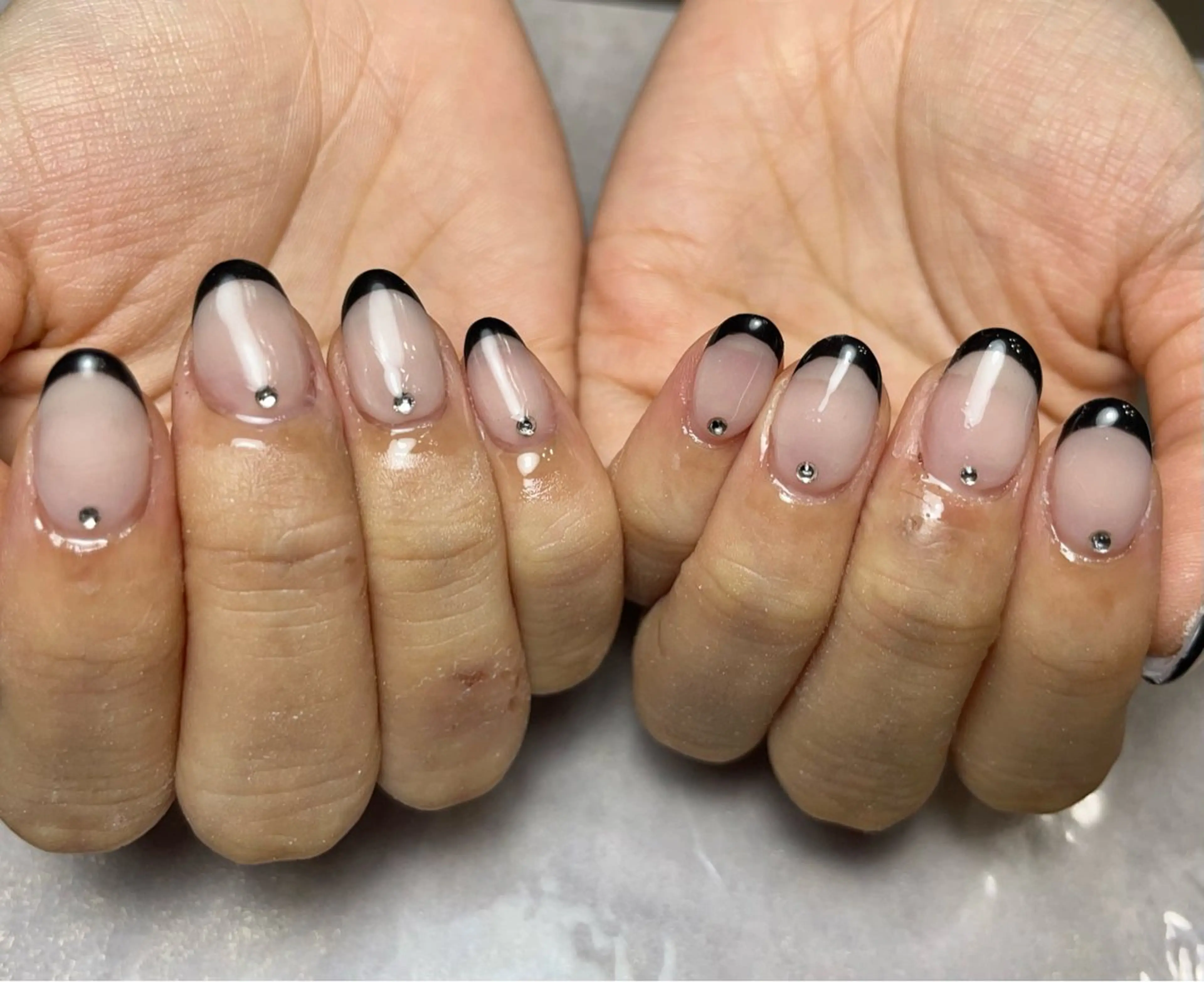 ⭐️スカルプ+付け放題持ち込みデザイン¥12500(デザイン目安2〜4本)⭐️【初回GELオフ無料、ケア込み】の写真