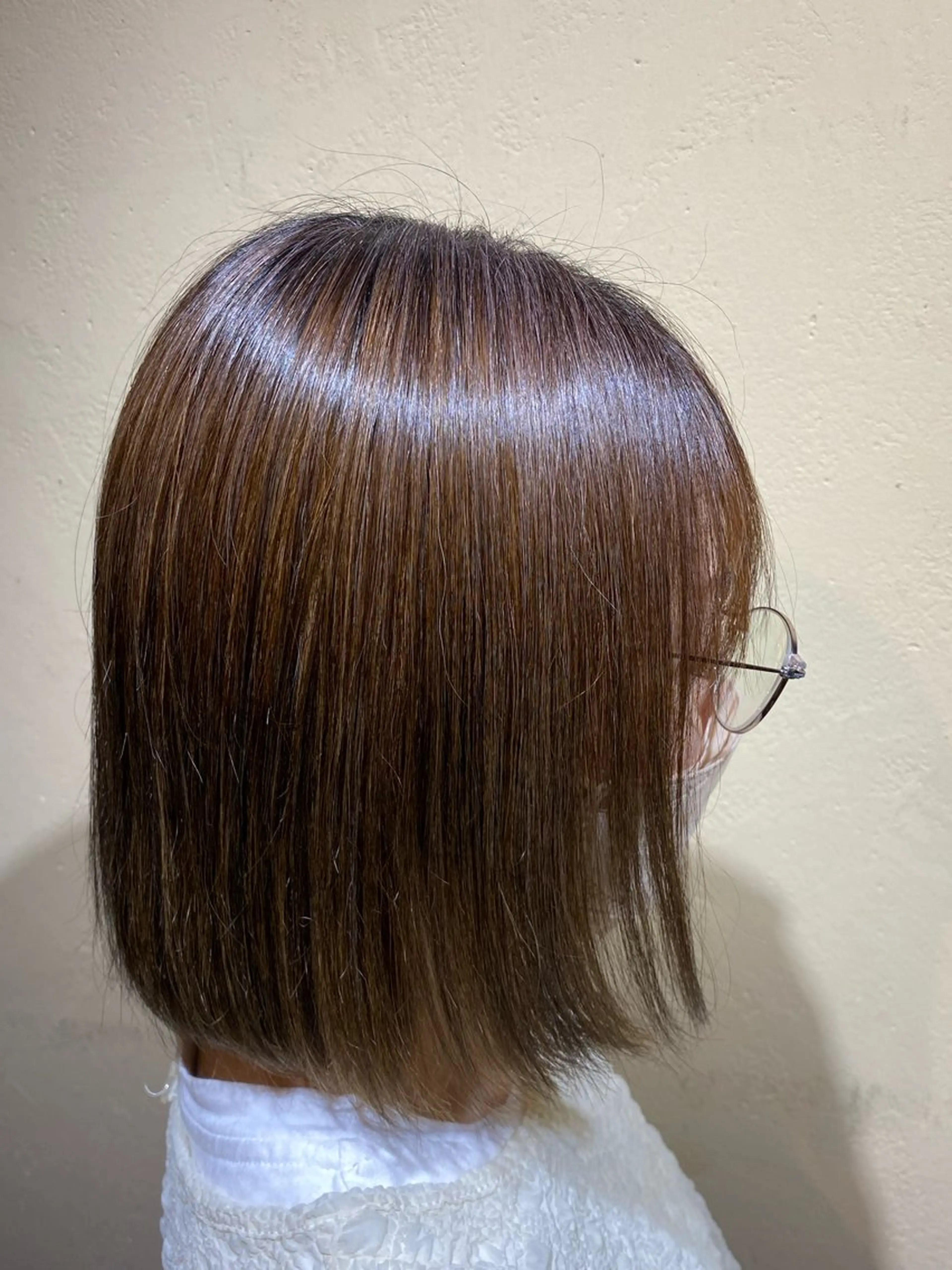 カラー アッシュ ベージュカラー ブリーチ ハイライトカラー saya （サヤ）のヘアスタイル