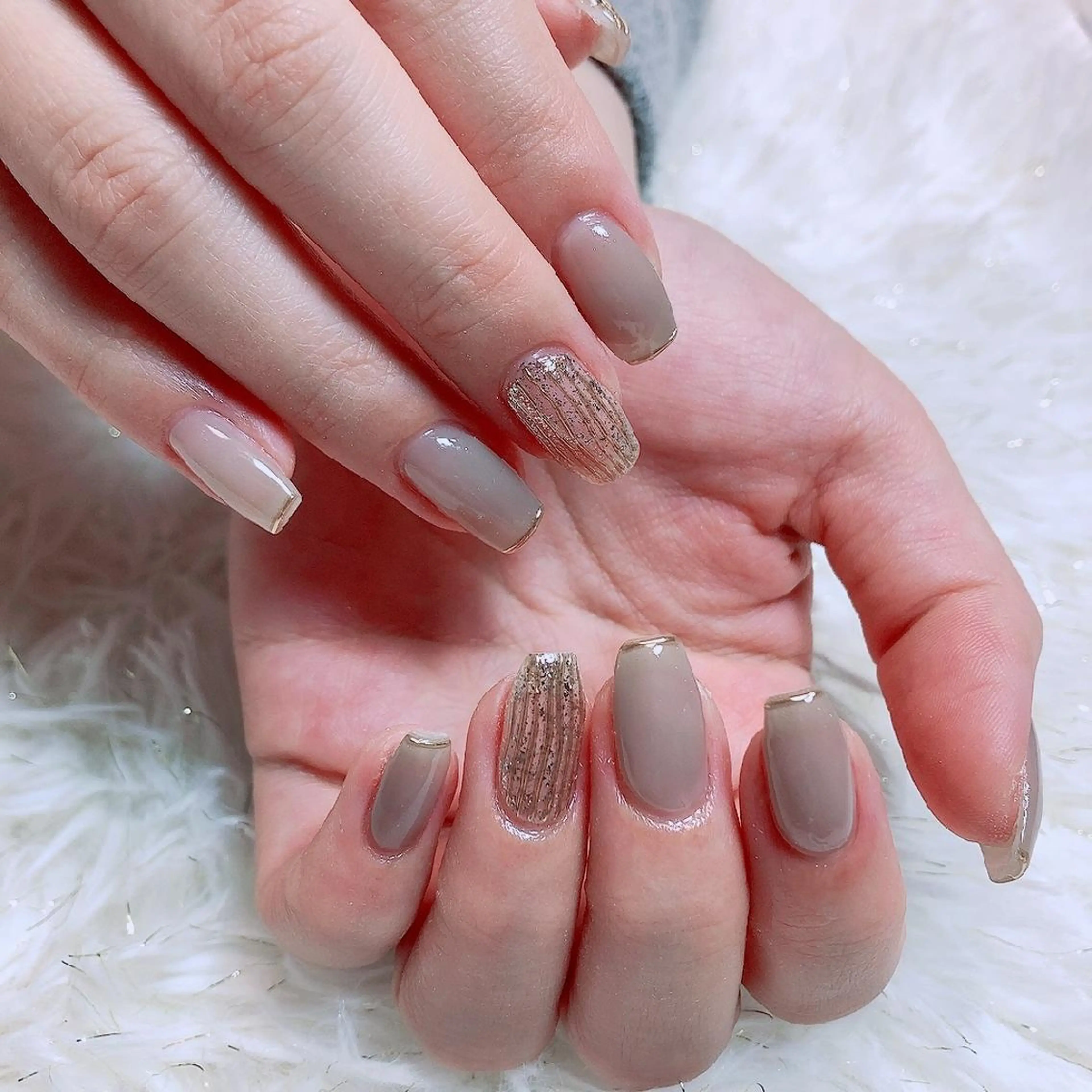 セミロング ネイル ニュアンスネイル ☺︎山部 志麻☺︎のネイルデザイン