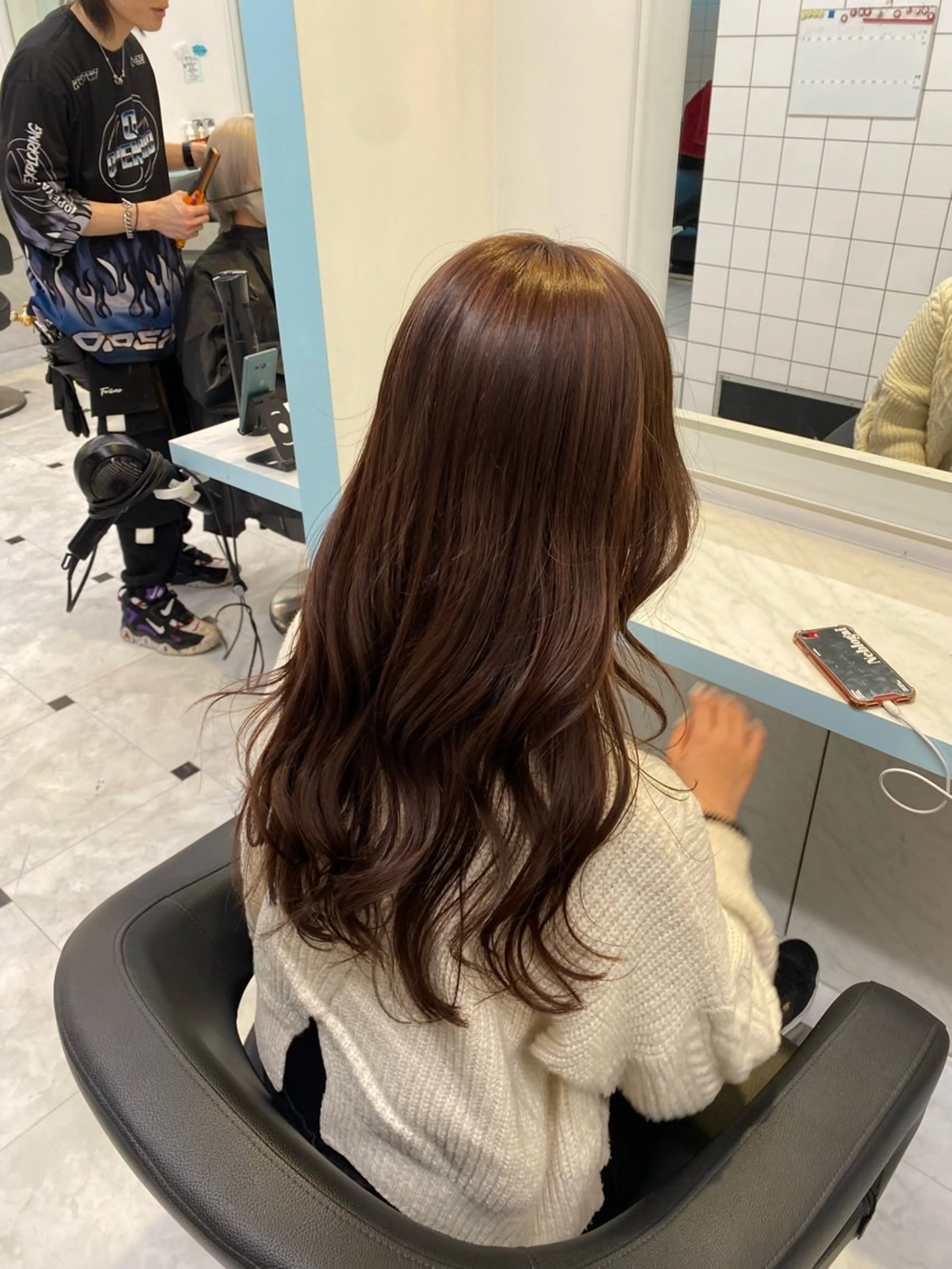 ロング カラー ヘアカラー 🤎モテ髪＆透明感 ミルクティー🥣🤎のヘアスタイル