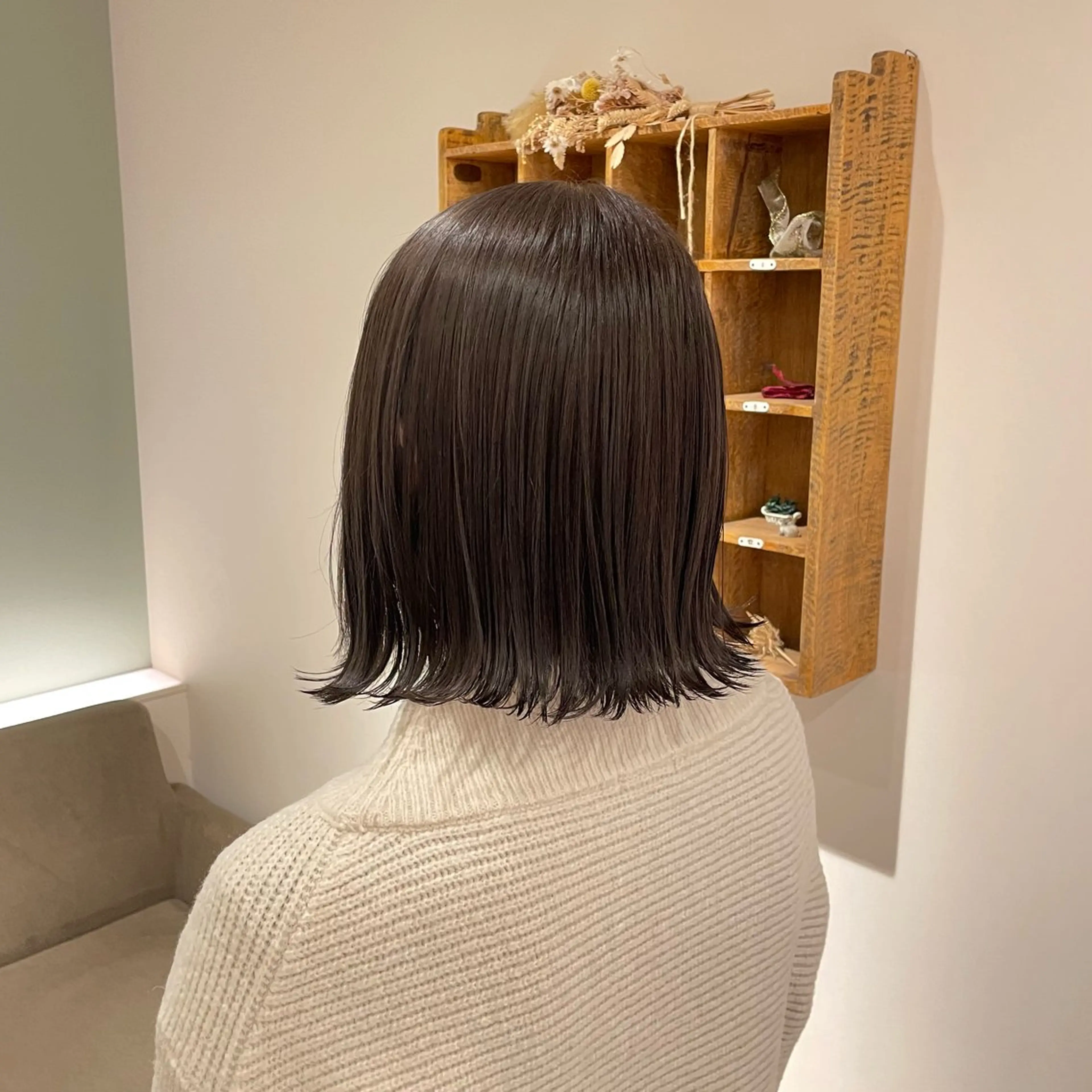 ショート カラー 上村 七海のヘアスタイル