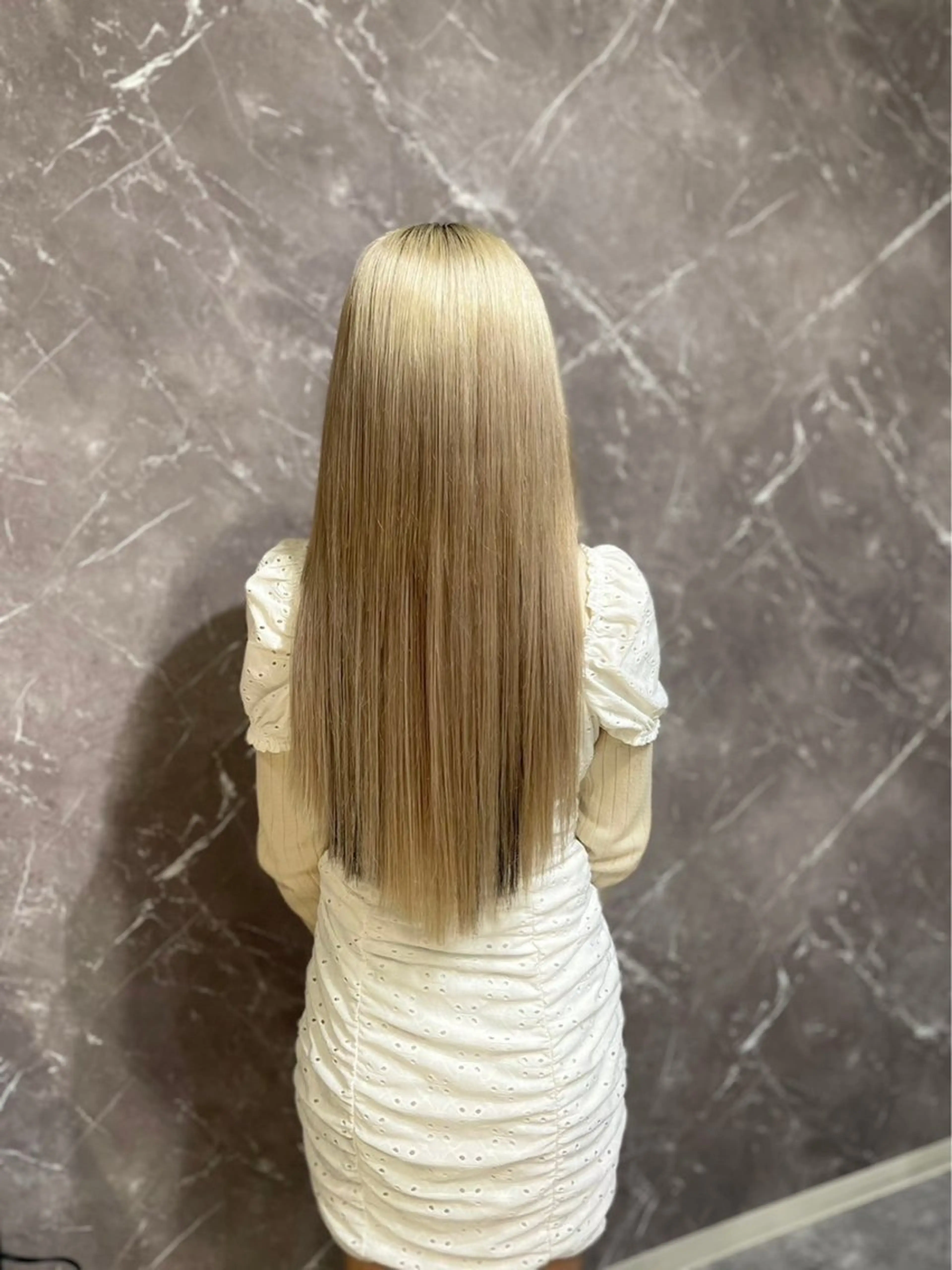 【ロングの方にオススメ】高級人毛100%レミーシールエクステ(52cm ヘソ下)50枚11000円の写真