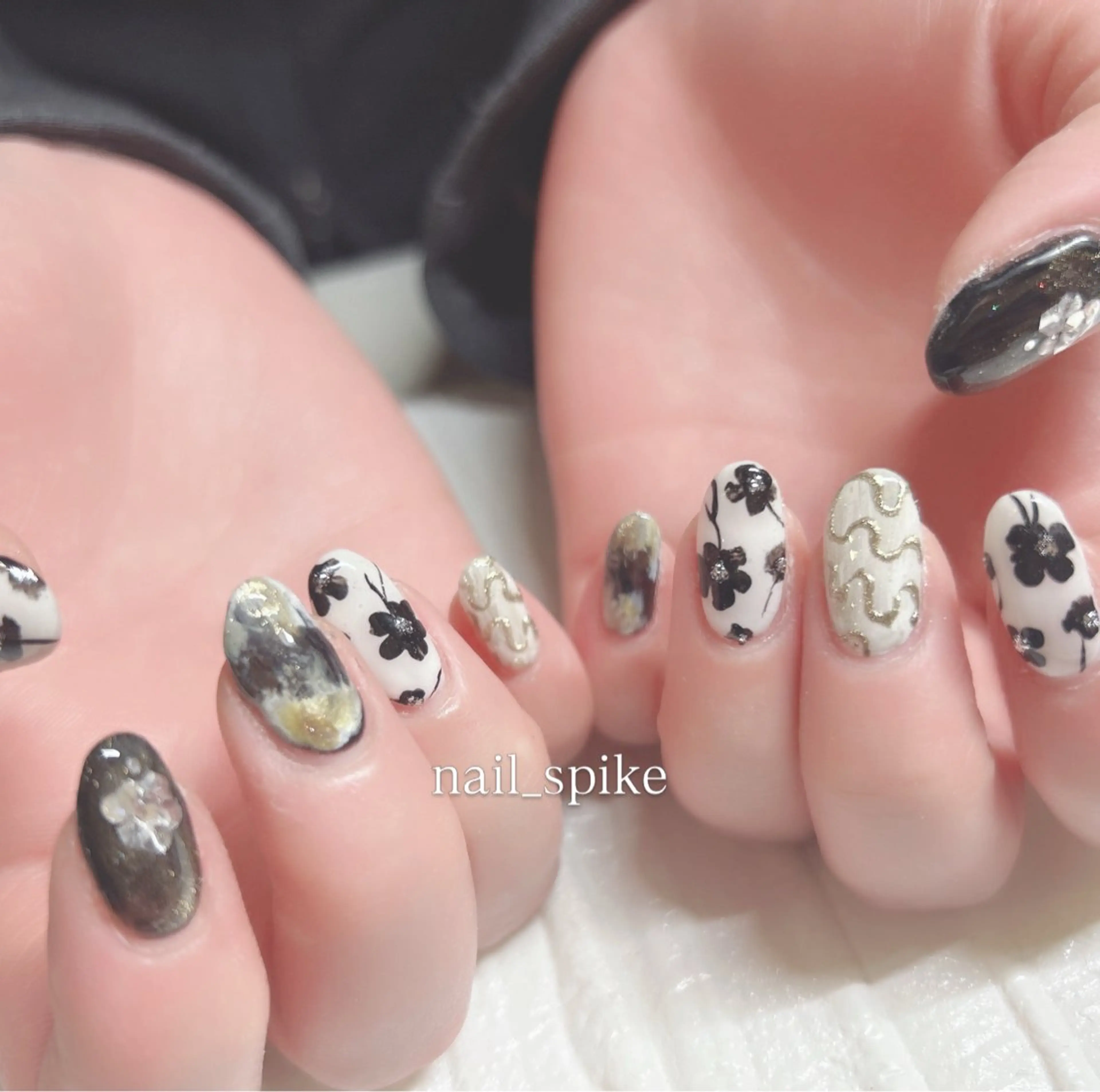 ネイル ジェルネイル nail spikeのネイルデザイン