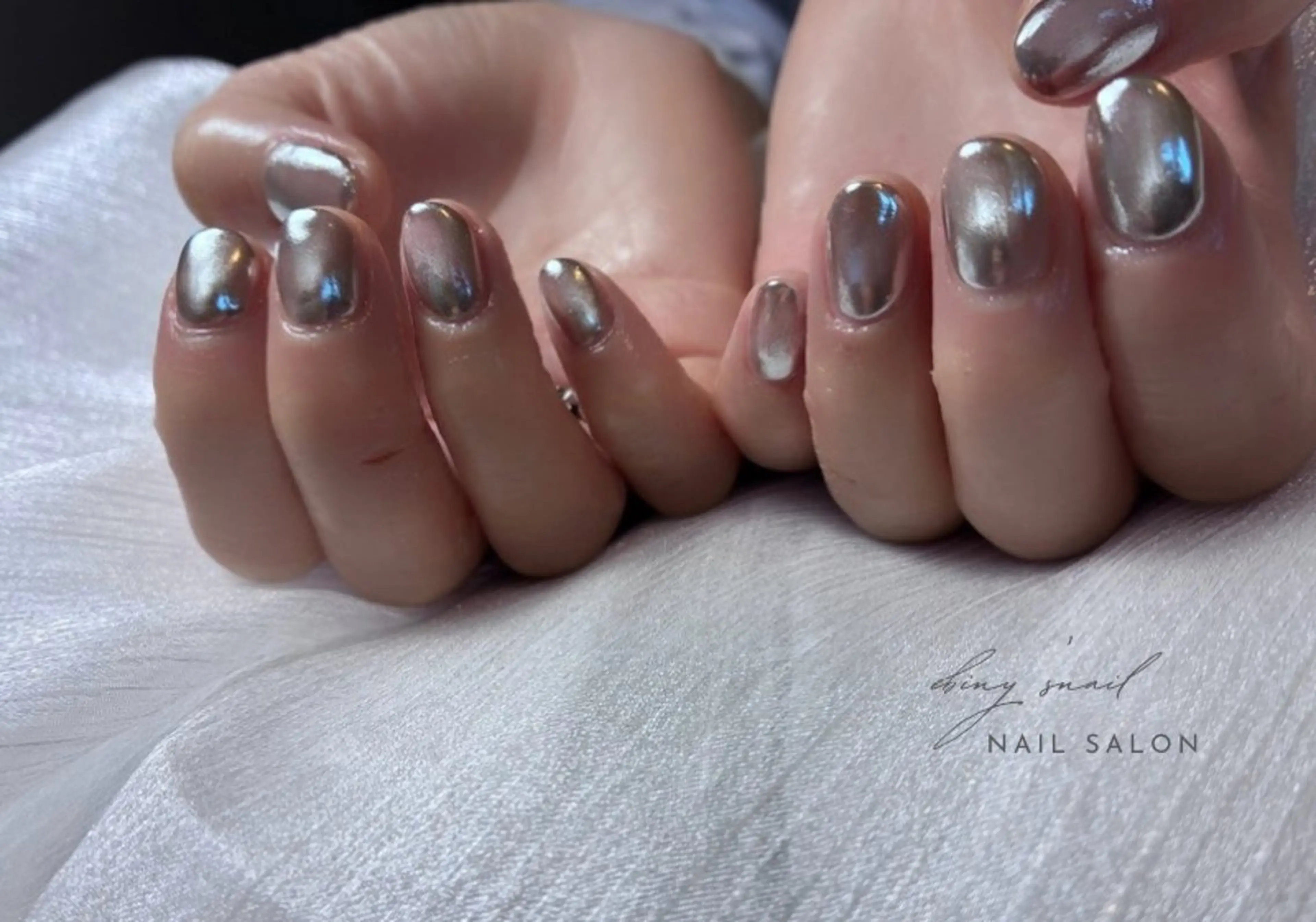 ネイル Ebiny'snail所属・田村 奈々のネイルデザイン