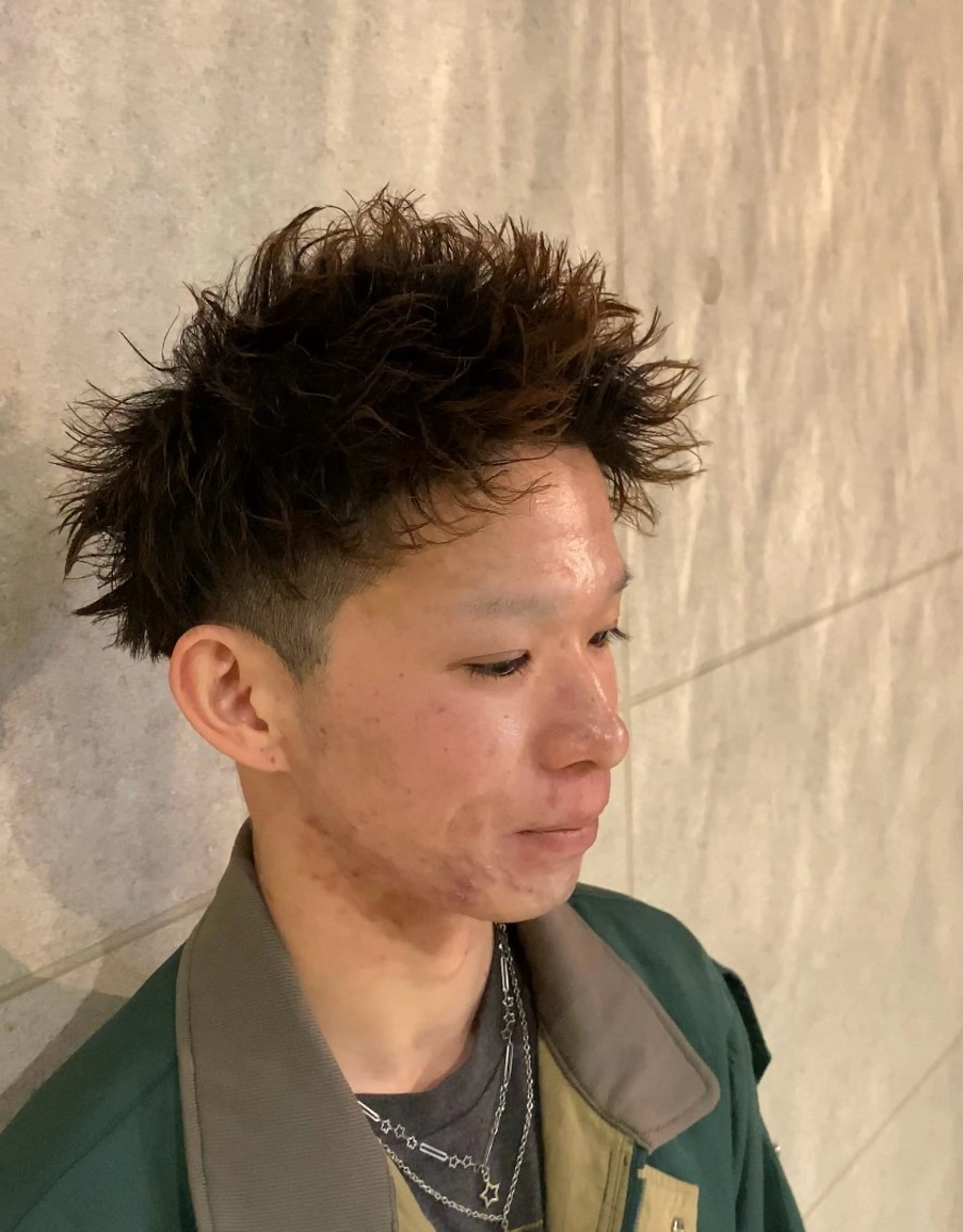 パーマ メンズ メンズパーマ メンズツイストパーマ ツイストパーマ カット パーマ 👑髪質改善/縮毛矯 正/フェード/森田のヘアスタイル