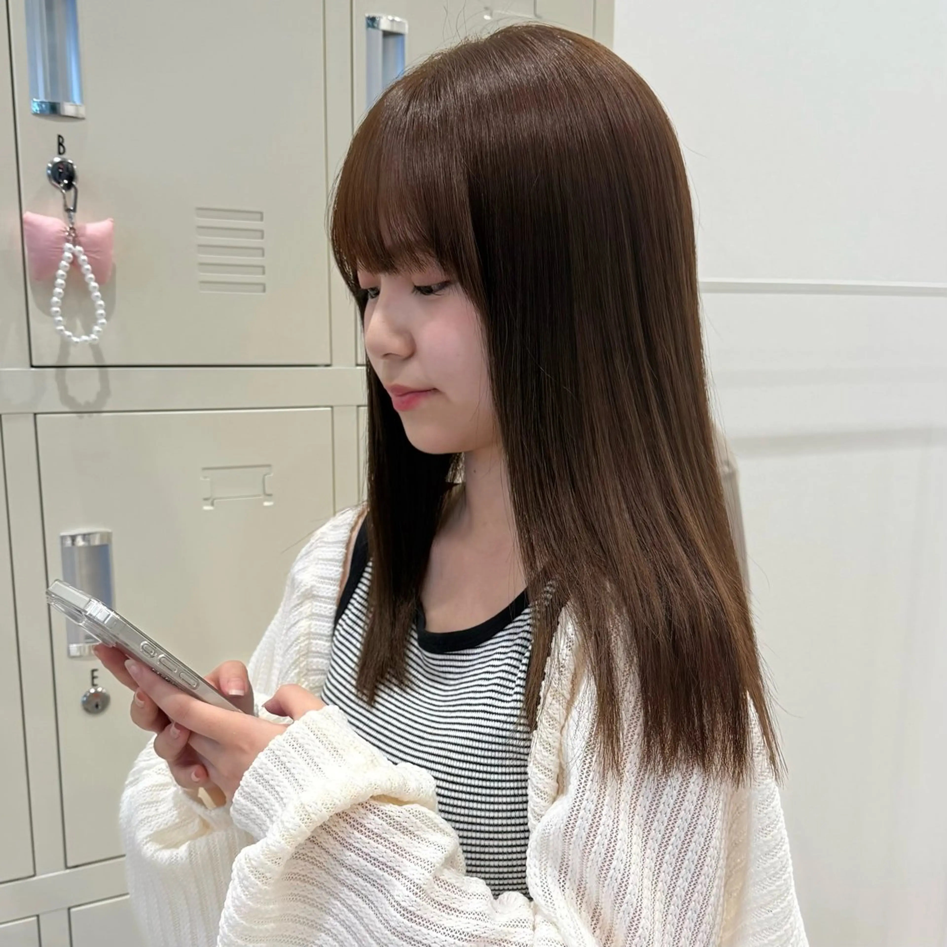 セミロング カラー ヘアカラー 柔らかいcolor ￤韓国￤🩰マユ🩰のヘアスタイル