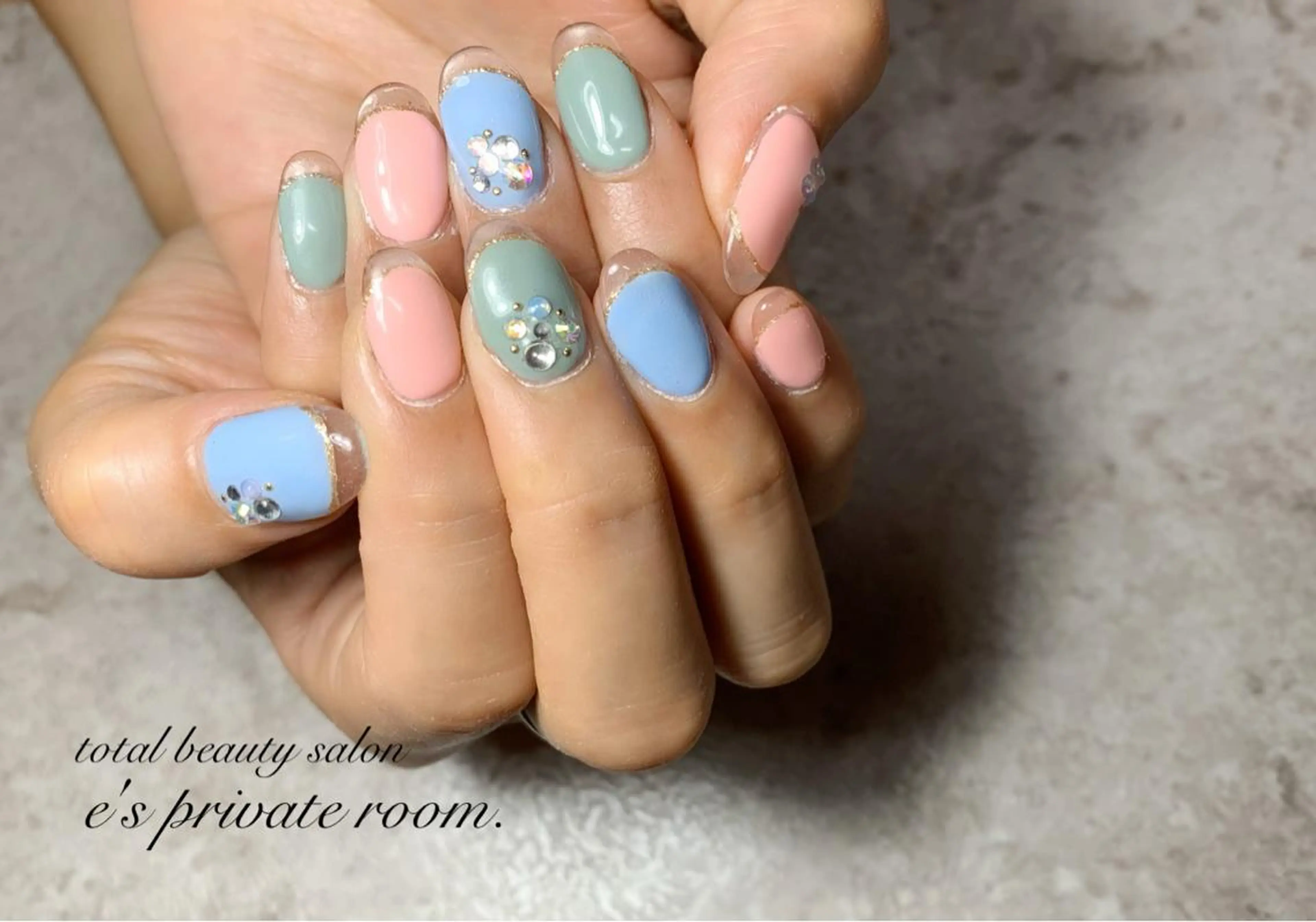 ネイル LAVISH nail salonのネイルデザイン