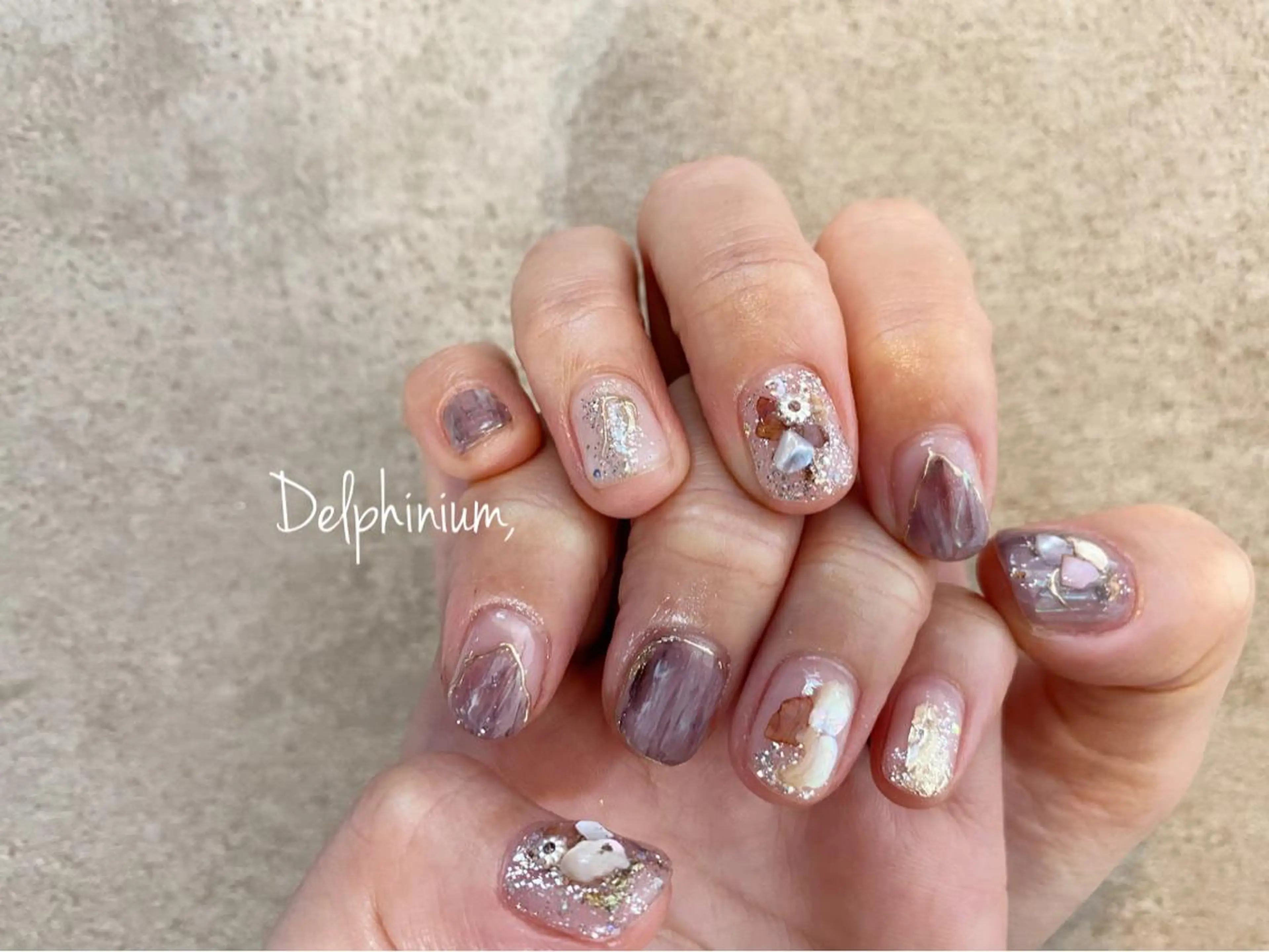 ネイル ニュアンスネイル ハンドネイル 岡本 友恵のネイルデザイン