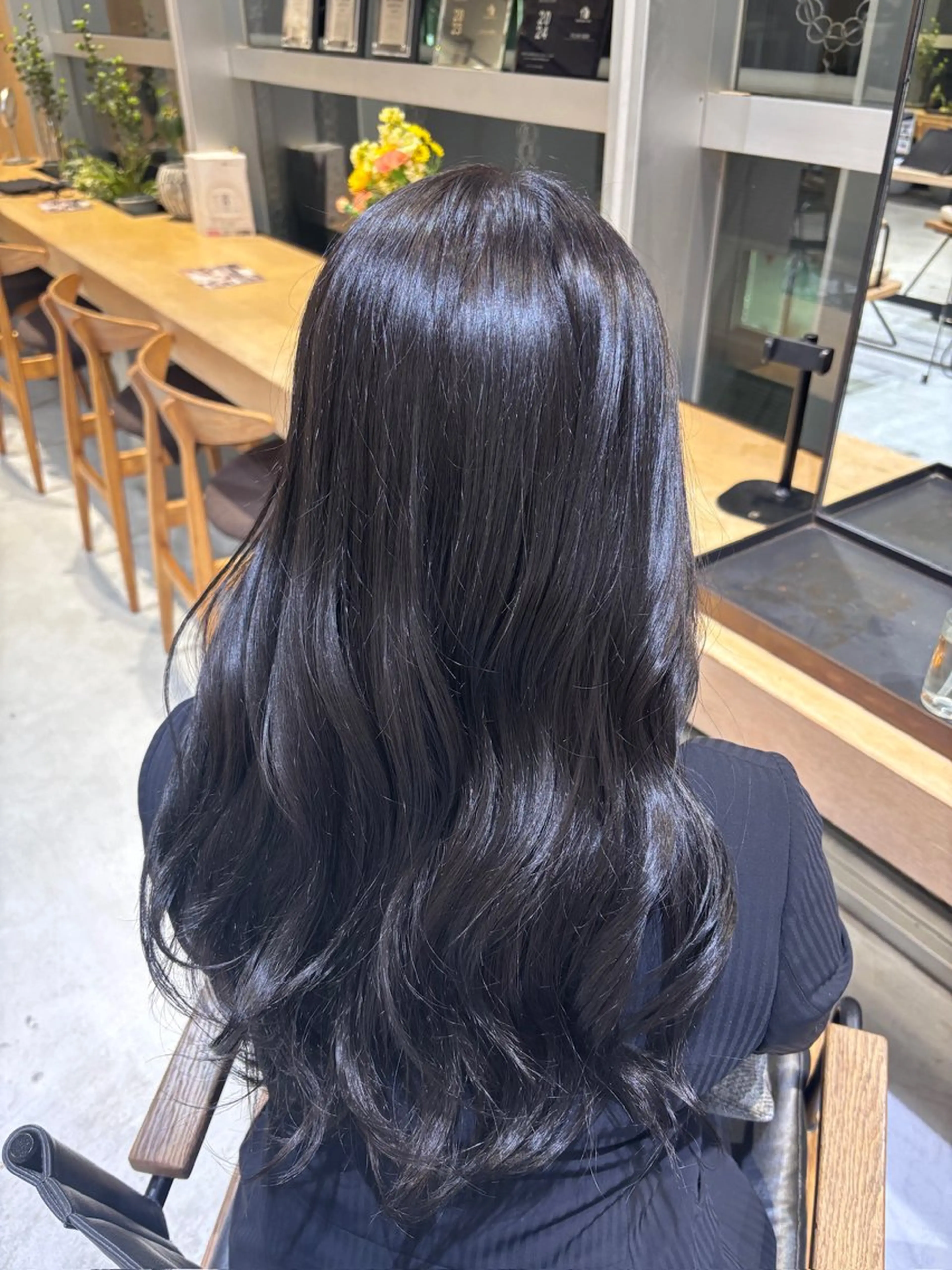 ロング ヘアカラー FILMS Rinoのヘアスタイル