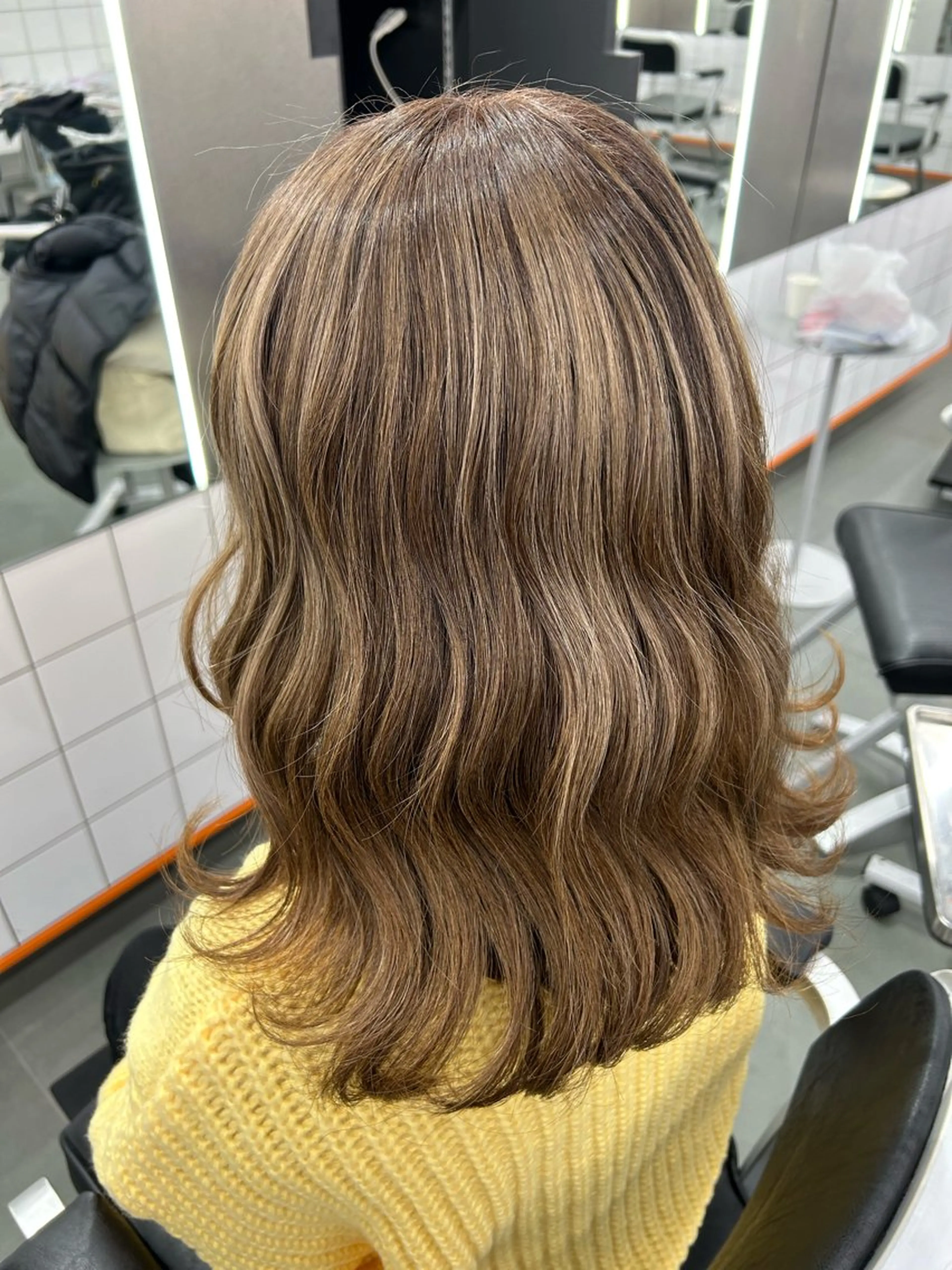 セミロング STELLA 小林優真のヘアスタイル