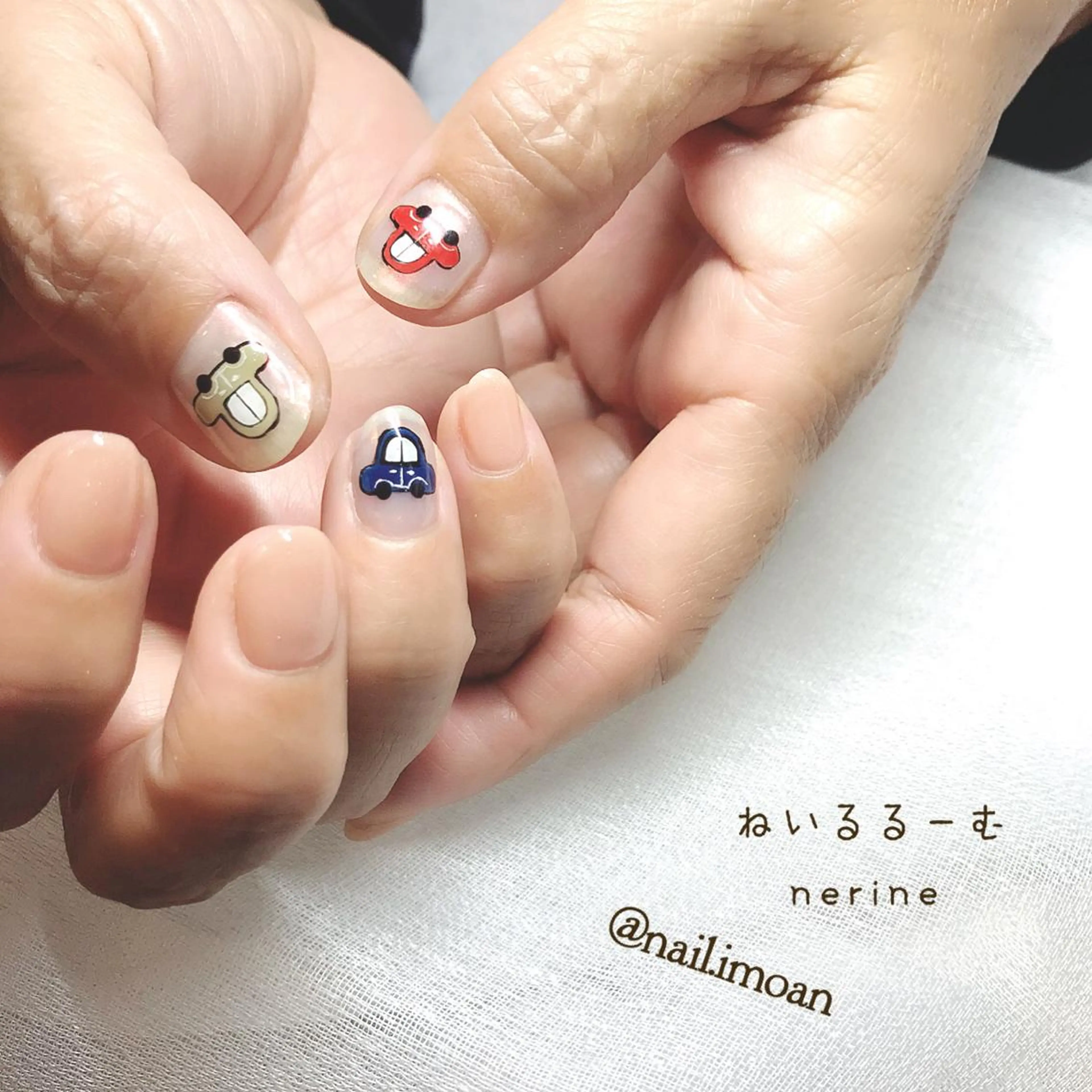 ネイル NAILST Naomiのネイルデザイン
