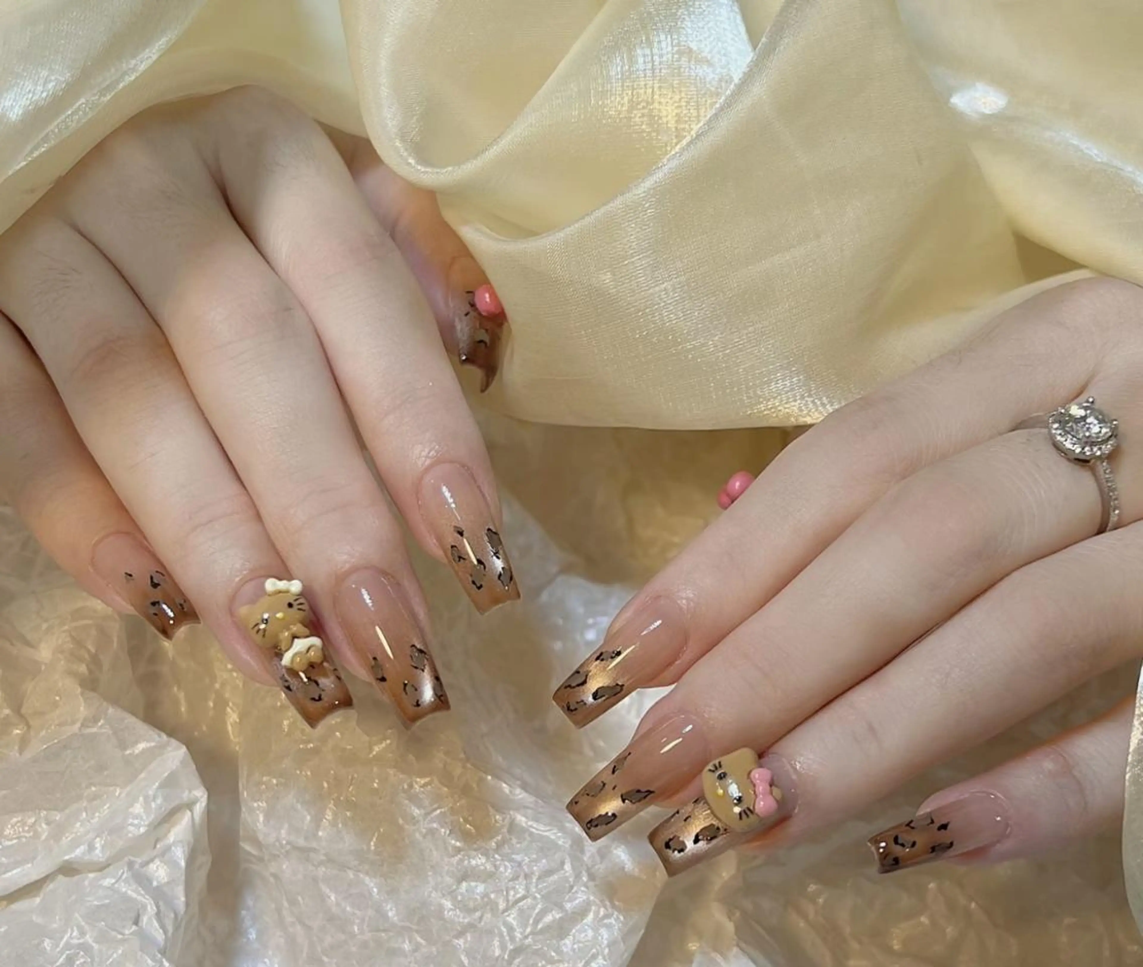 ネイル ハンドネイル ハンドケア 🍑 momo_nailのネイルデザイン