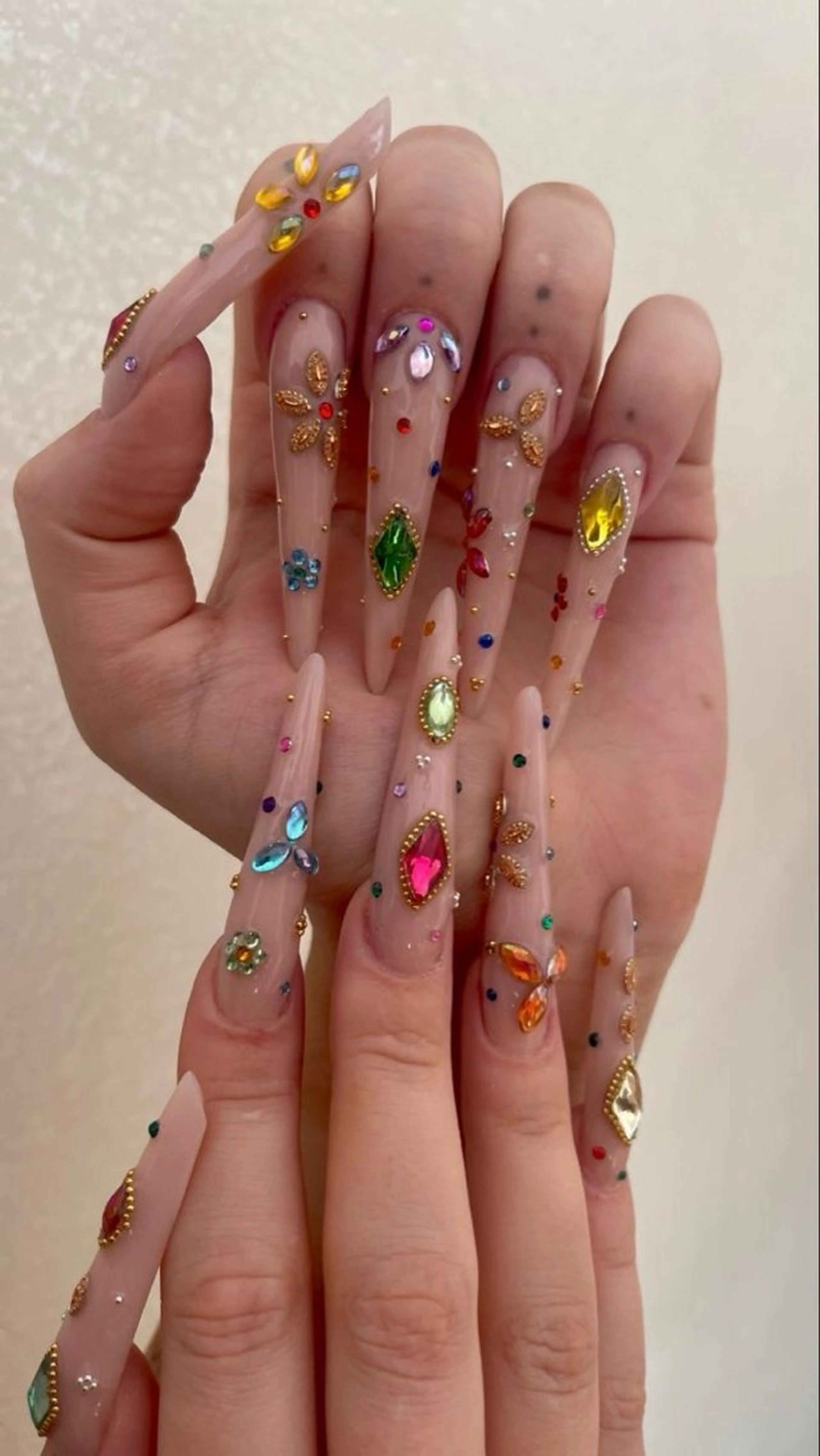 カラー T&D NailSalonのネイルデザイン