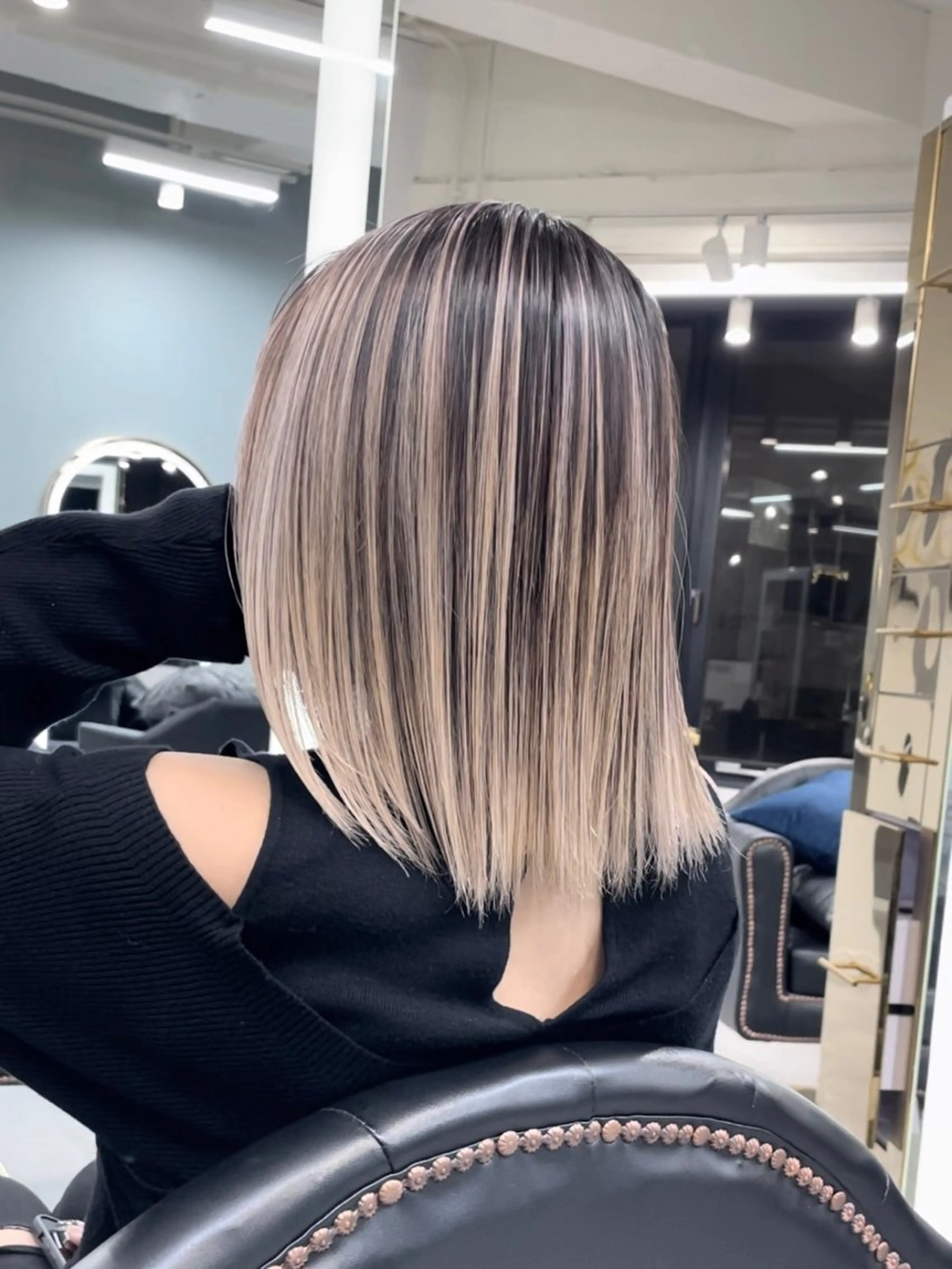 ミディアム ハイライト レイヤーカット バレイヤージュ/ハイ ライト/庄司鉄平のヘアスタイル