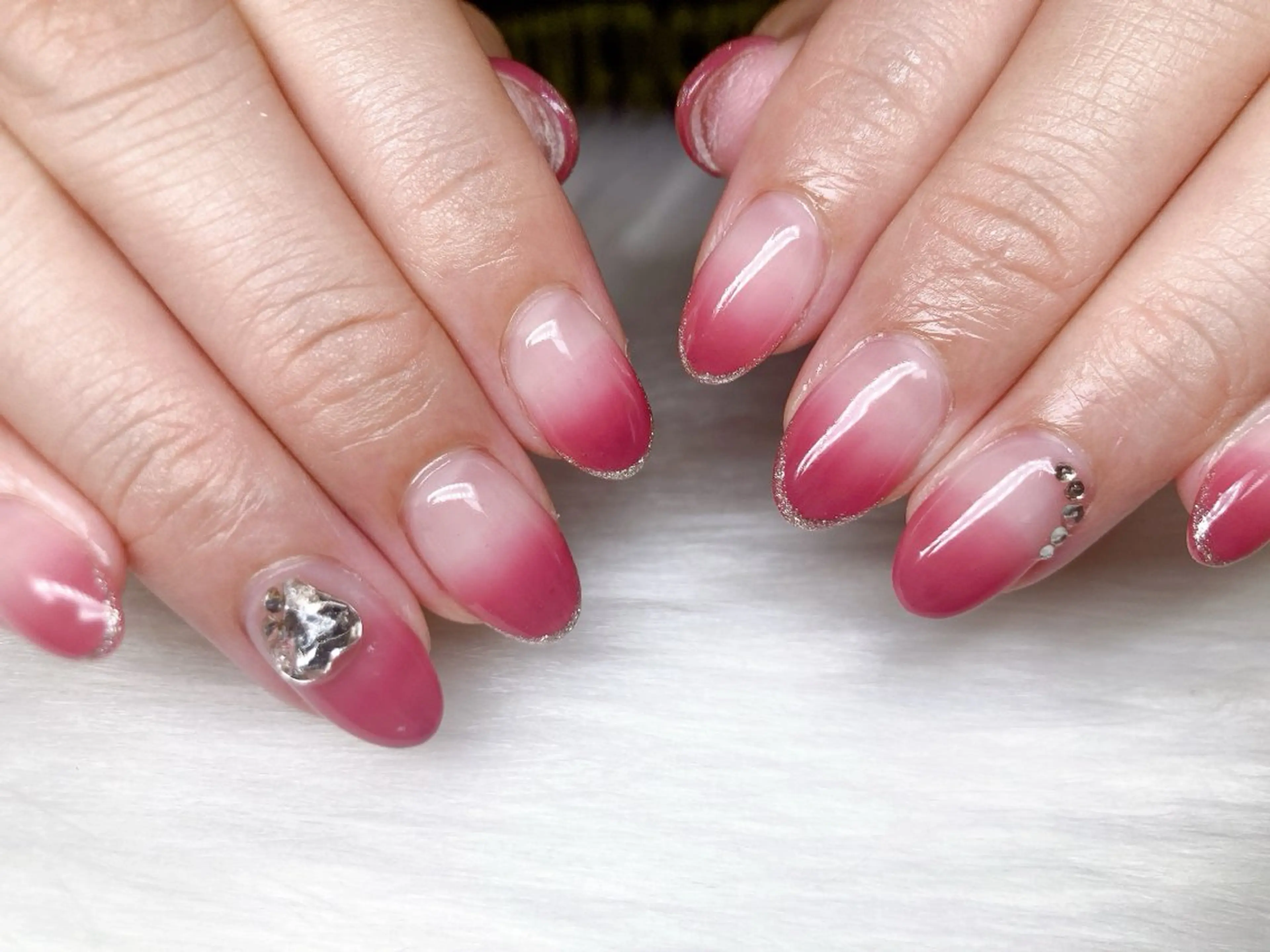 ネイル 寺山 千鶴のネイルデザイン