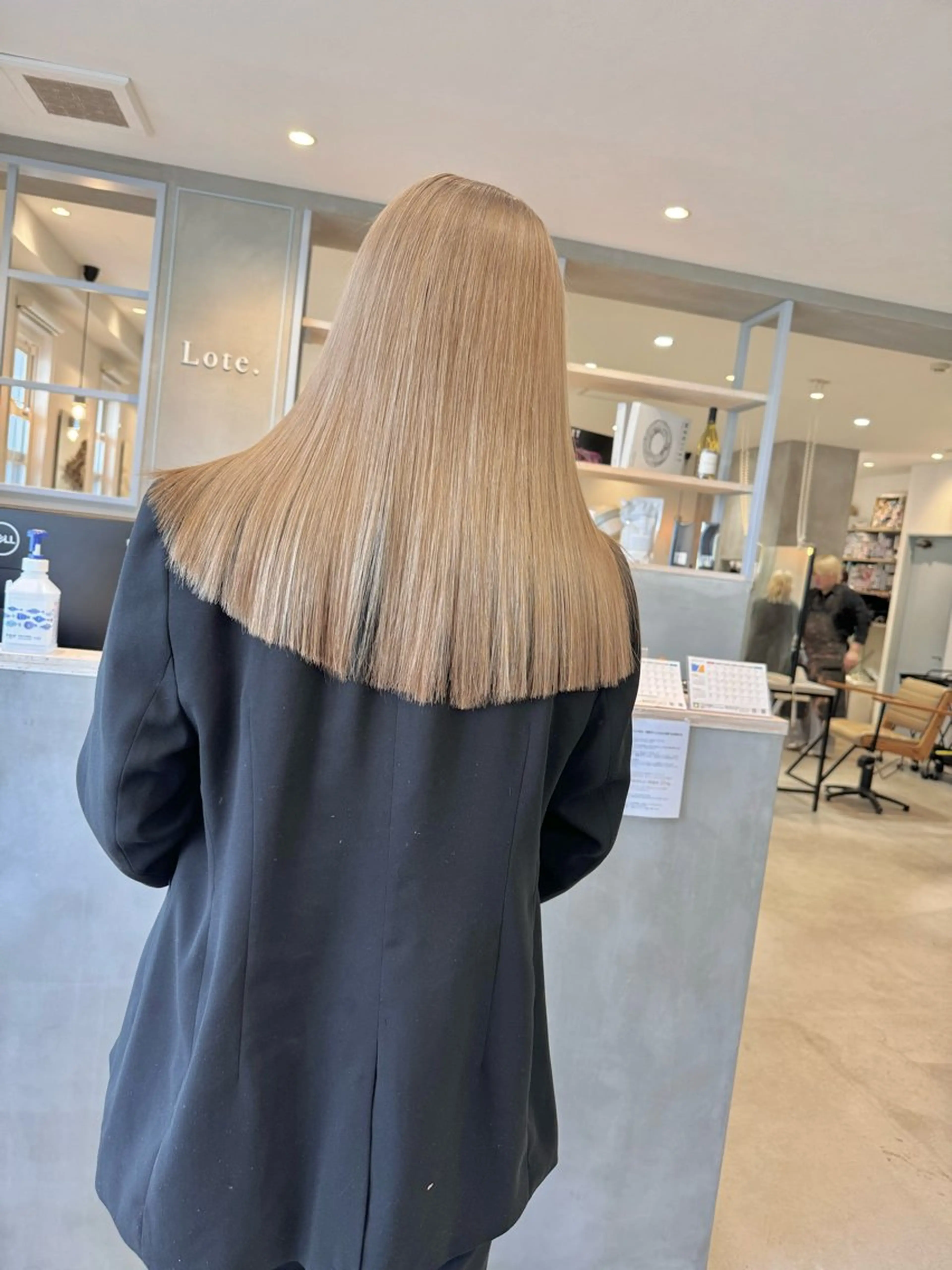 ロング カラー ヘアカラー ukyo/カラー/ ブリーチ/ハイライトのヘアスタイル