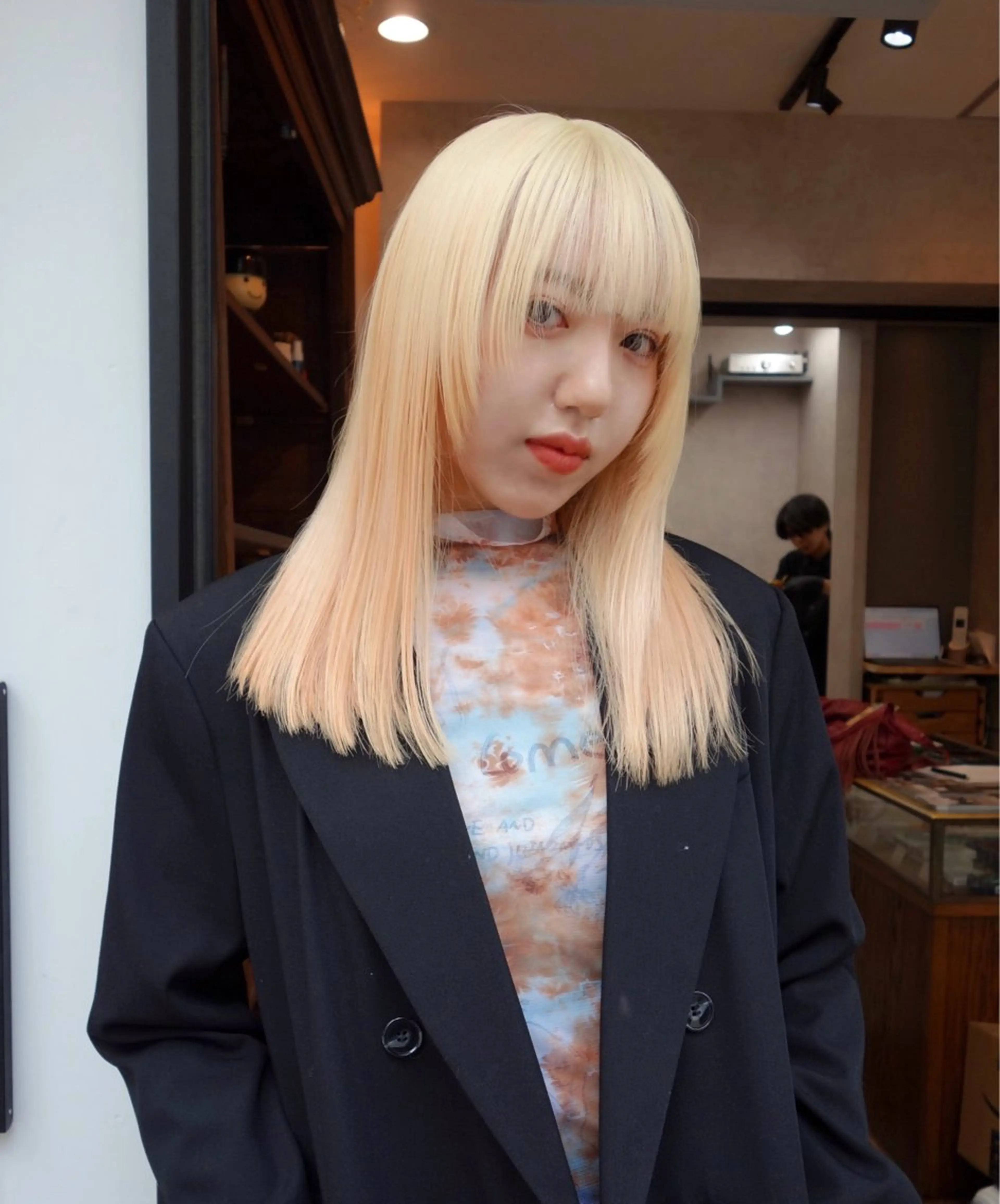 ロング カラー ブロンド／ブリーチ 【SITY.】のヘアスタイル