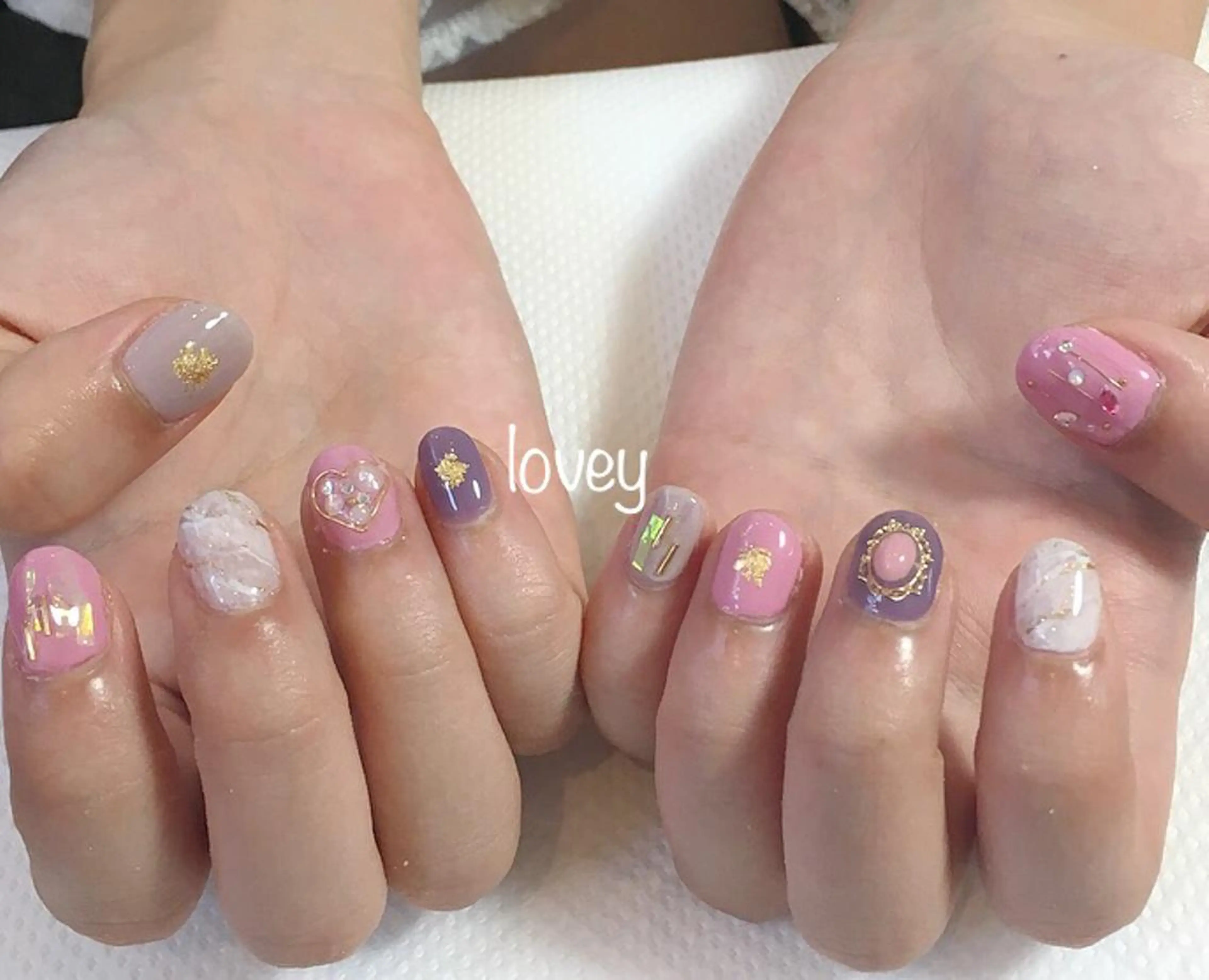 ネイル プライベートサロン loveyのネイルデザイン