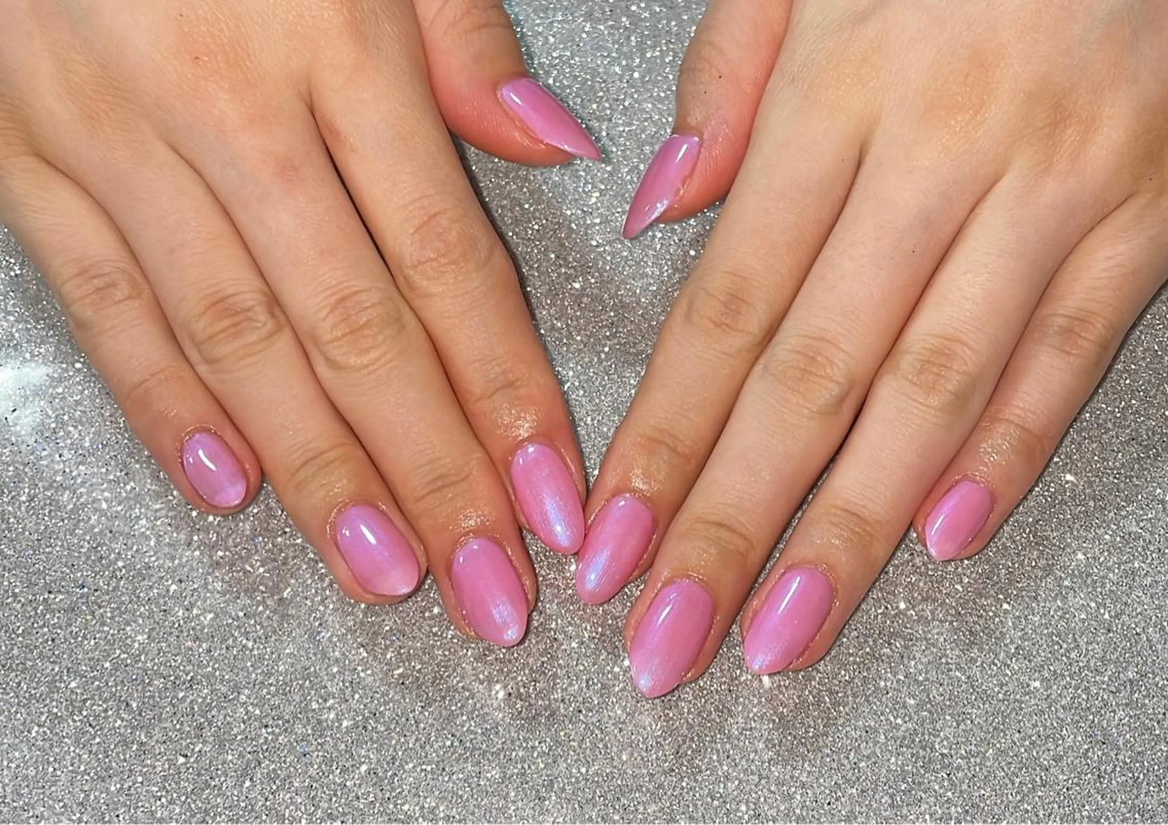 ネイル ハンドネイル VIERU 🌈🎀💖のネイルデザイン