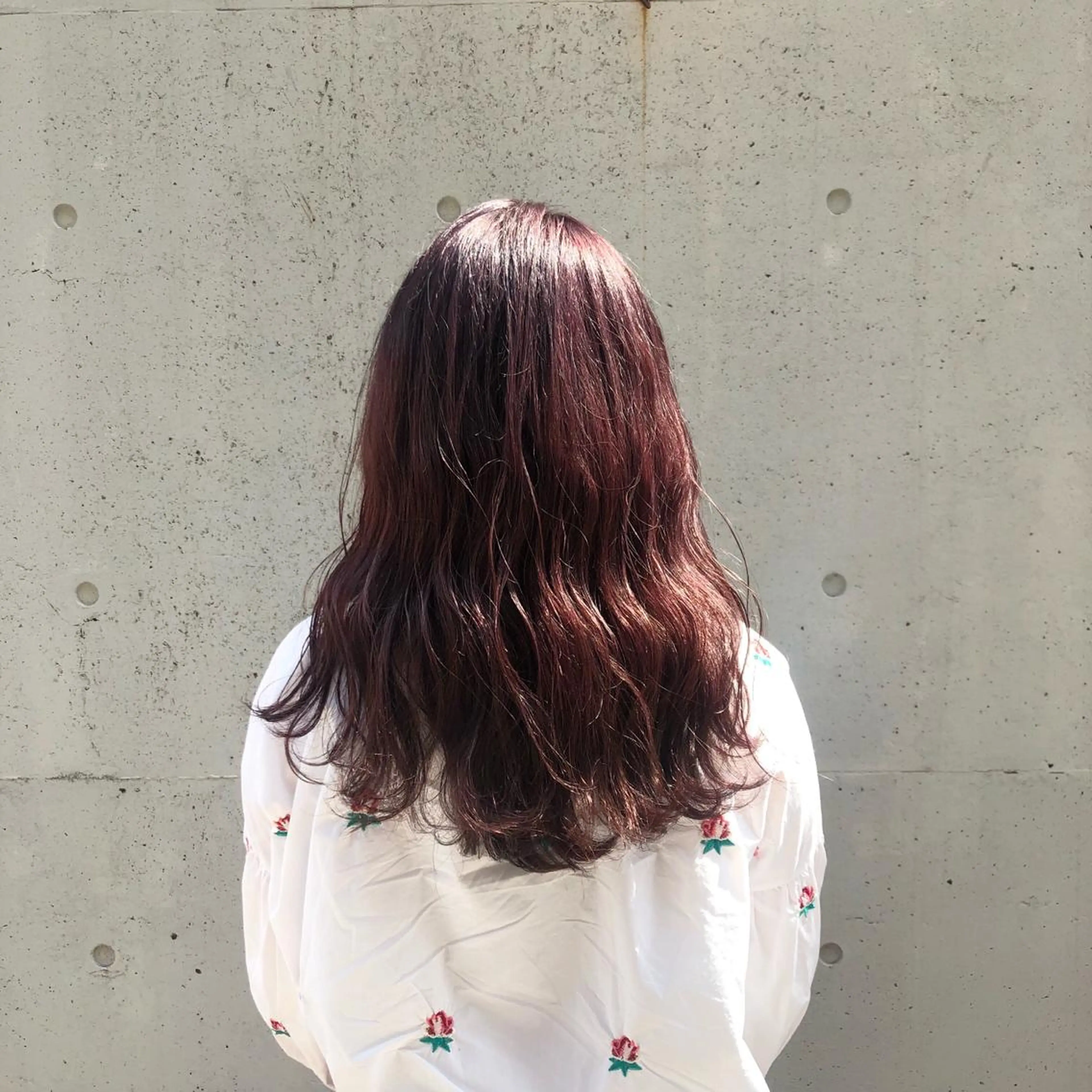 ロング カラー ピンクカラー カット ヘアカラー トリートメント 酸性縮毛矯正🧴韓国 レイヤー/髪質改善のヘアスタイル