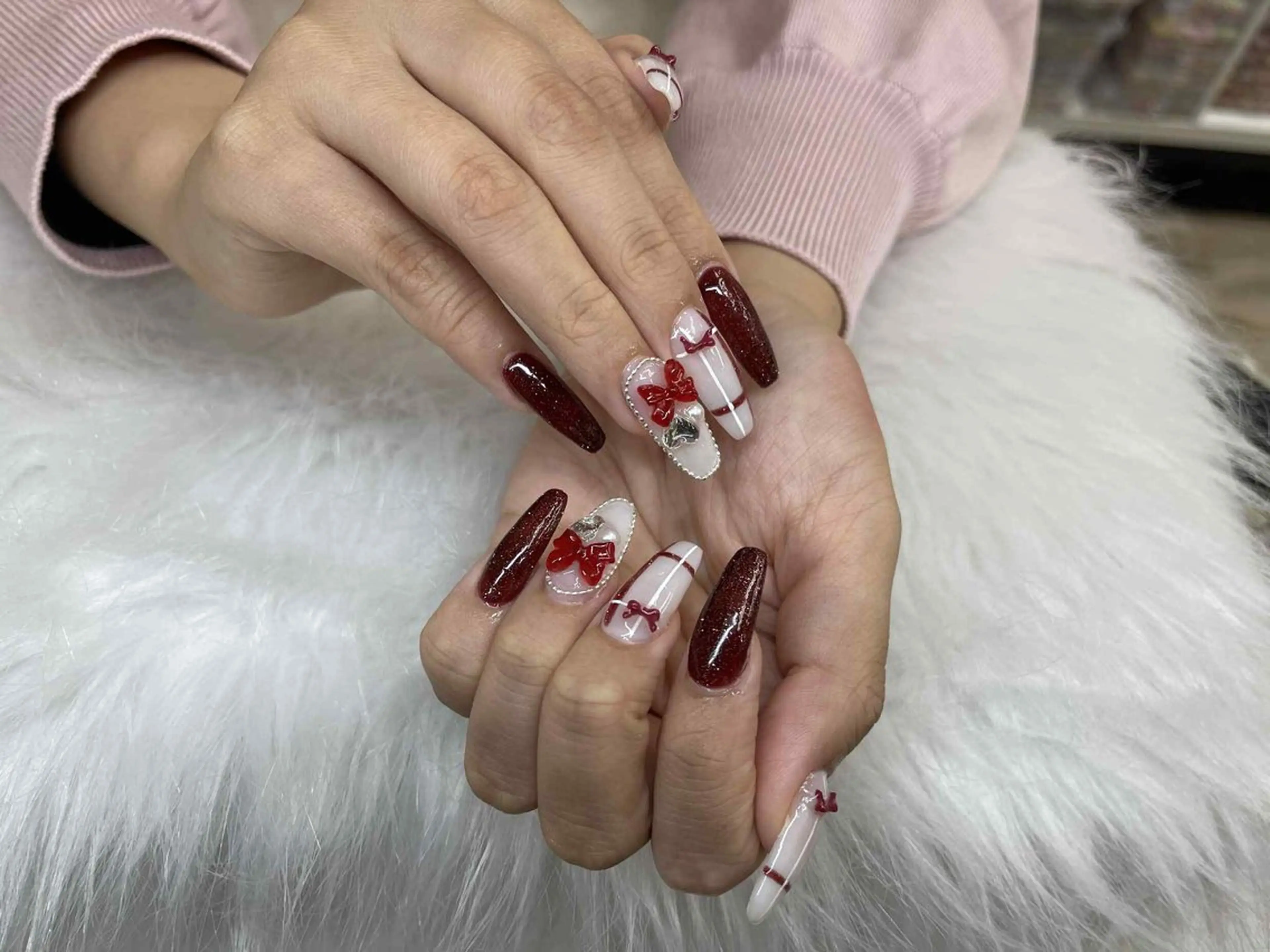 ネイル グラデーション 氷ネイル・うるうるネイル オフィスネイル ワンカラーネイル シンプルネイル Minette nailHuongのネイルデザイン