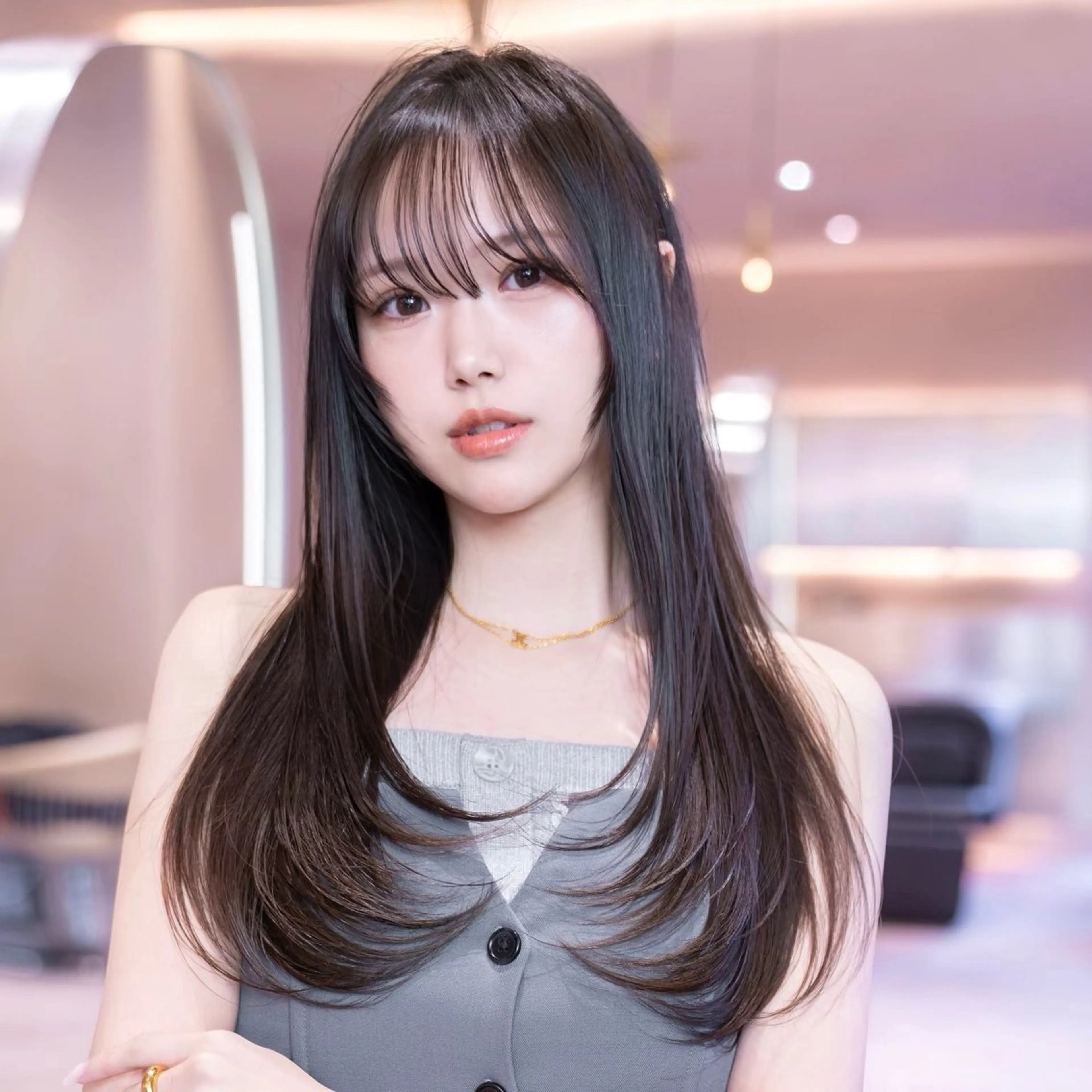 ロング カラー 顔周りカット ハッシュカット 髪質改善 レイヤーカット ブリーチカラー/渋谷 /髪質改善/shinのヘアスタイル