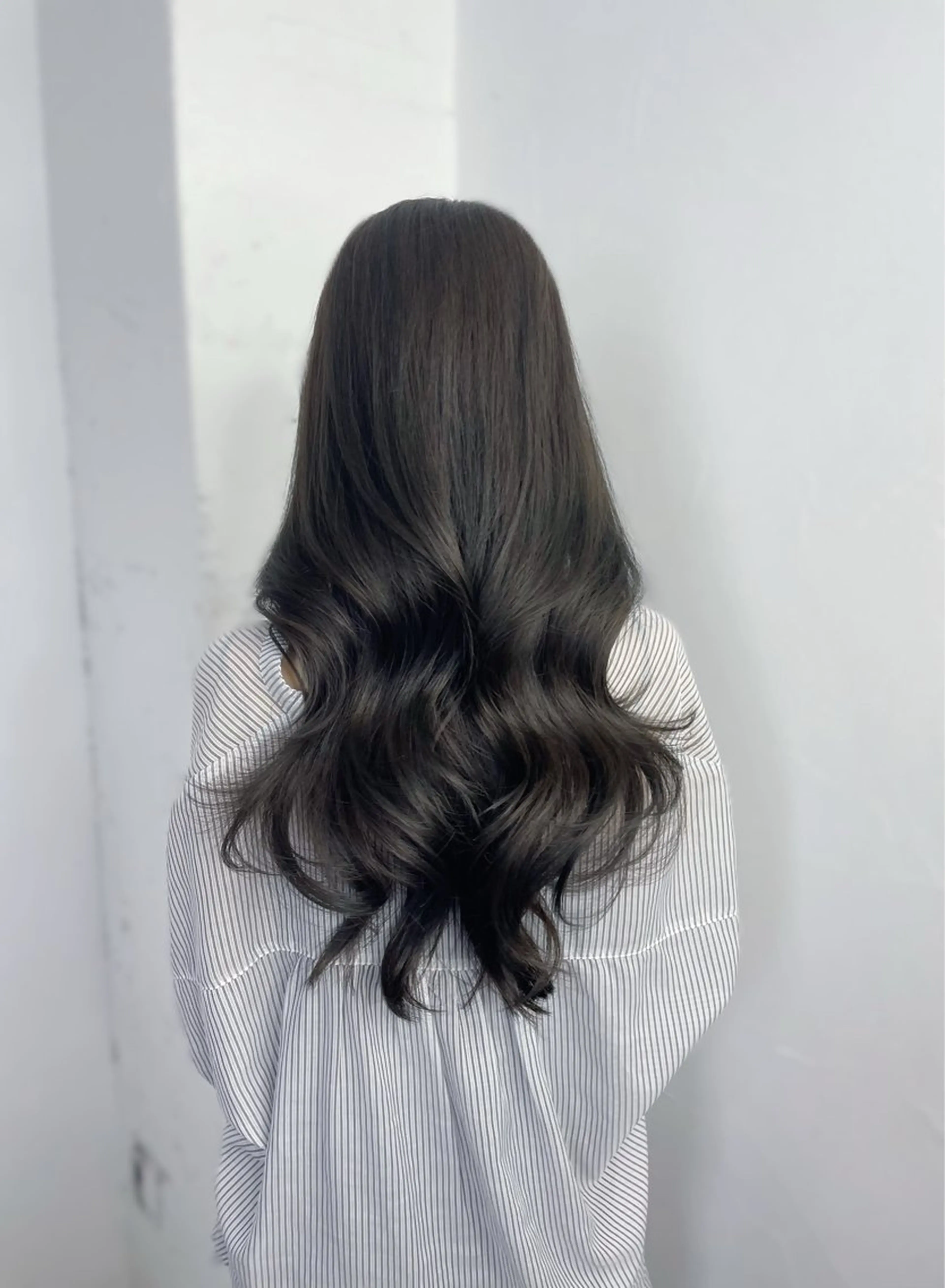 ロング MINAMO 韓国レイヤーのヘアスタイル