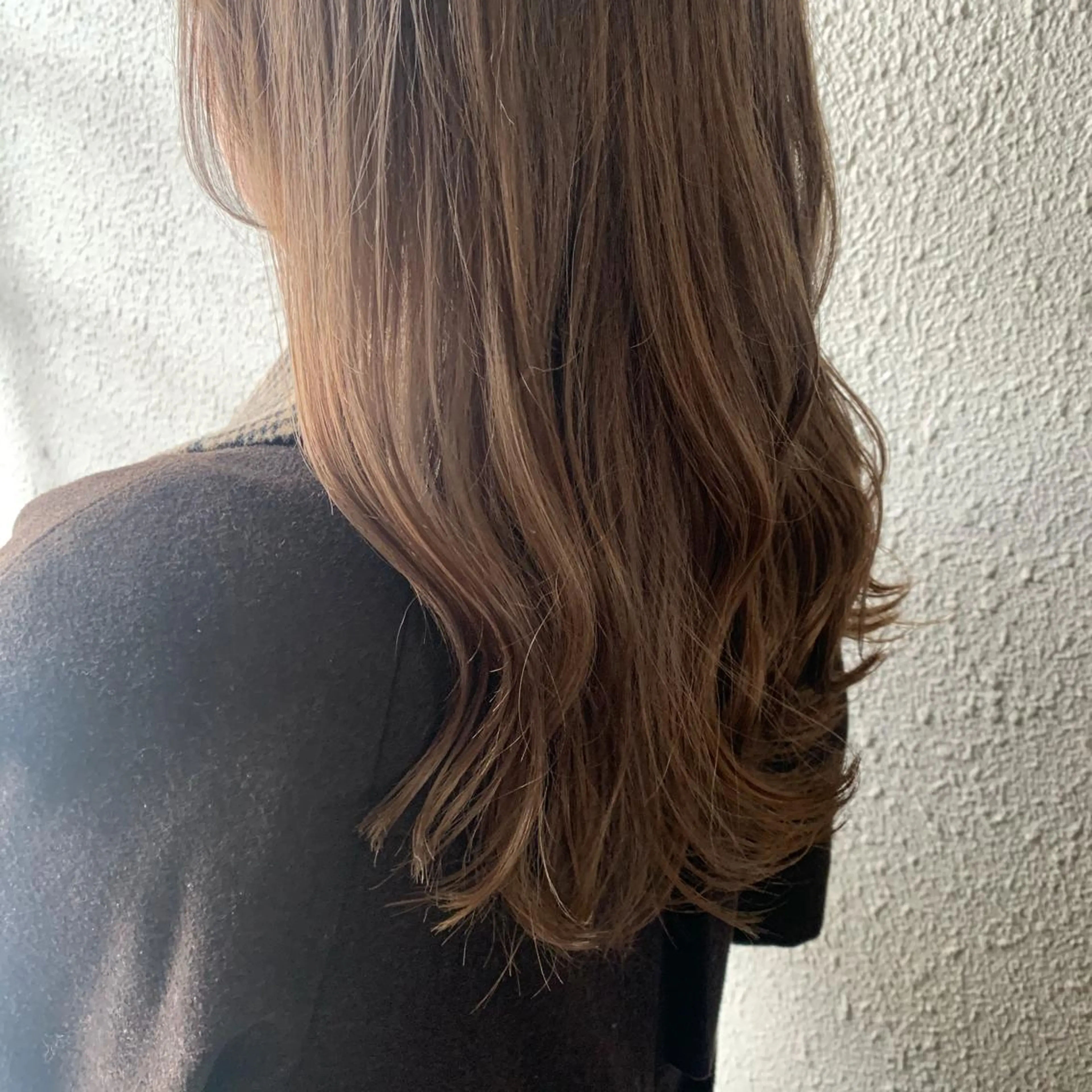 セミロング カラー ベージュカラー chouette シュエットのヘアスタイル