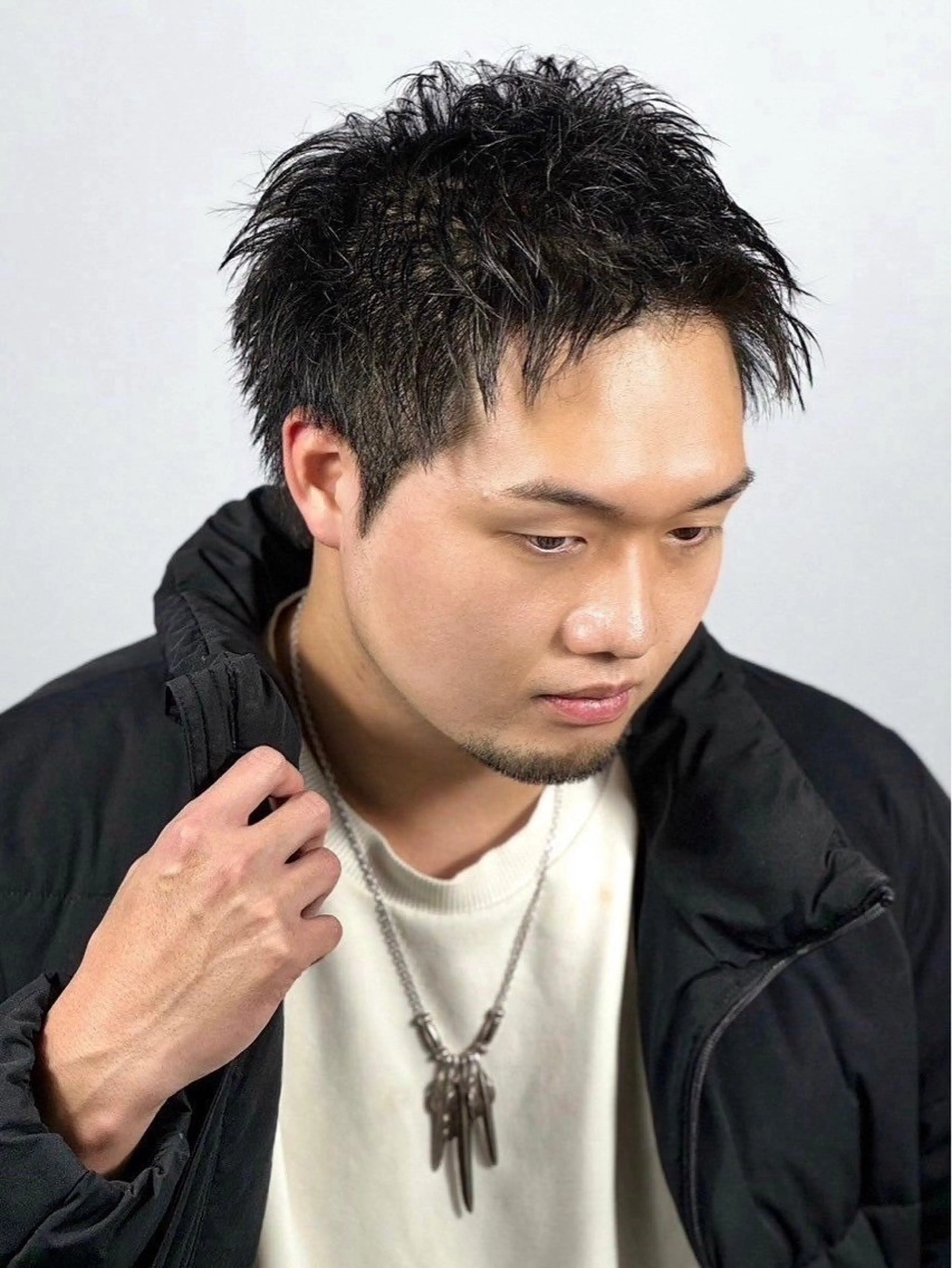 ショート 岡崎 匠海のヘアスタイル