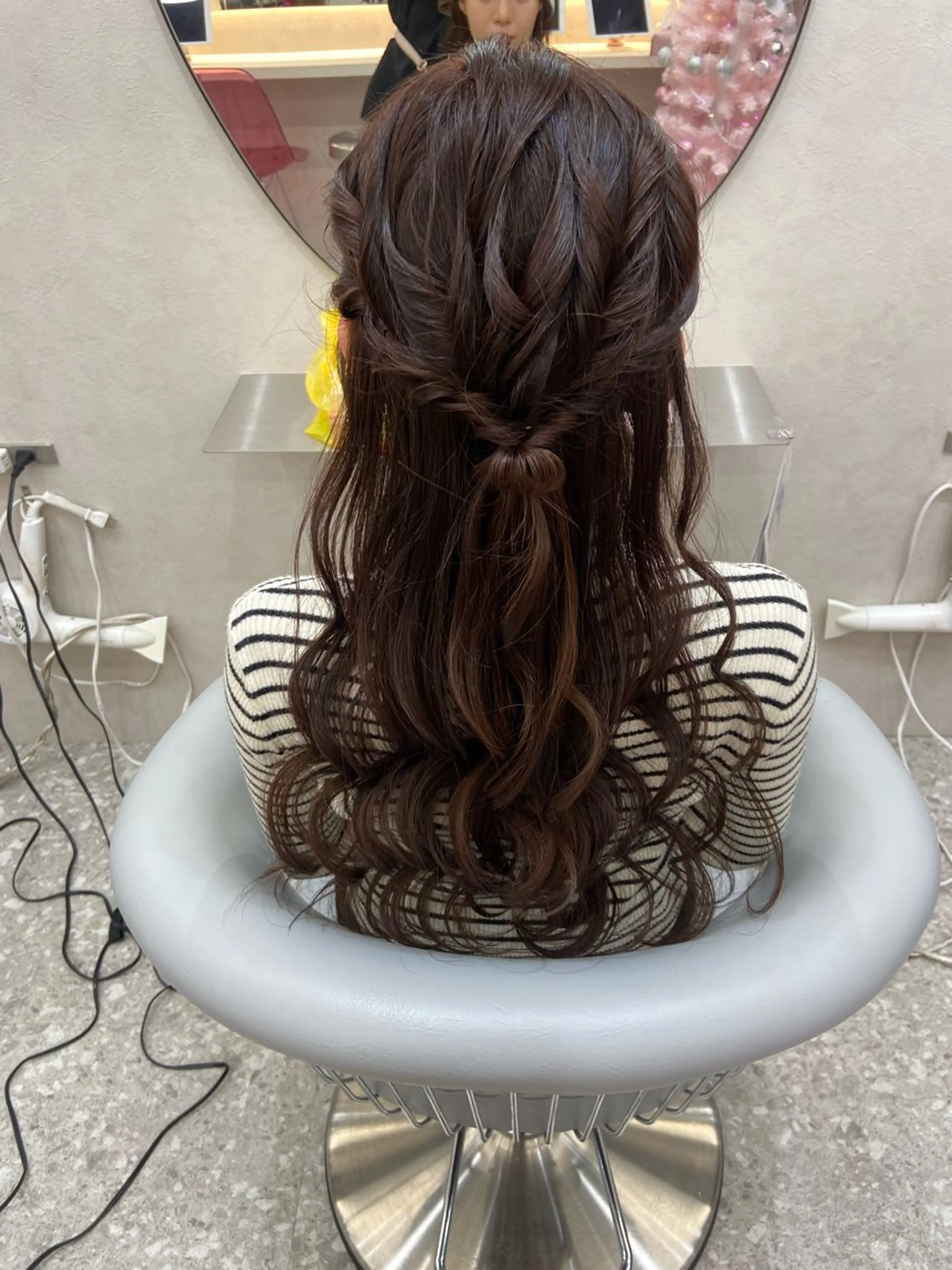 ロング ヘアアレンジ ハーフアップ ヘアセット 新宿/韓国ヘア 中明度カラー/かやのヘアスタイル