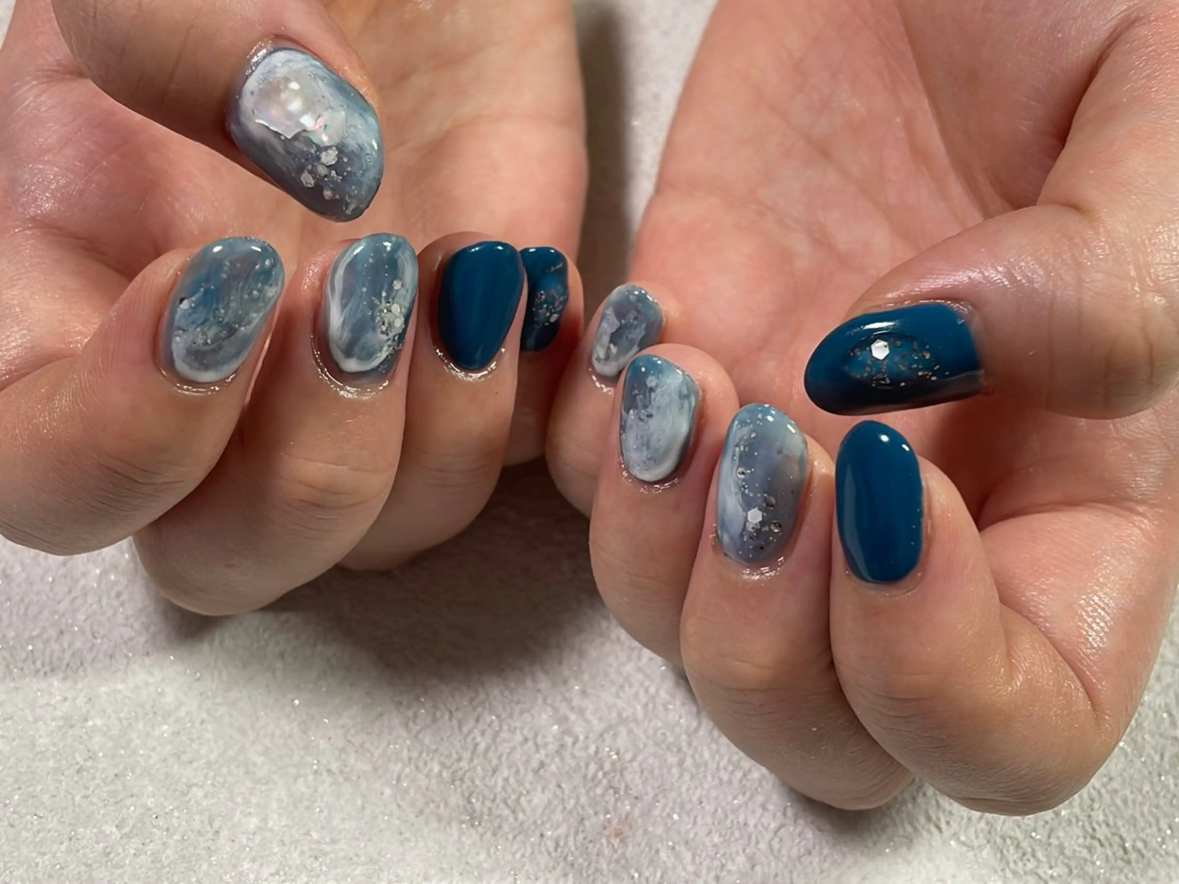 ネイル オーロラネイル フットネイル フレンチネイル ジェルネイル 韓国ネイル ハンドネイル kiki nail &brow二子玉川の眉毛・アイブロウイメージ