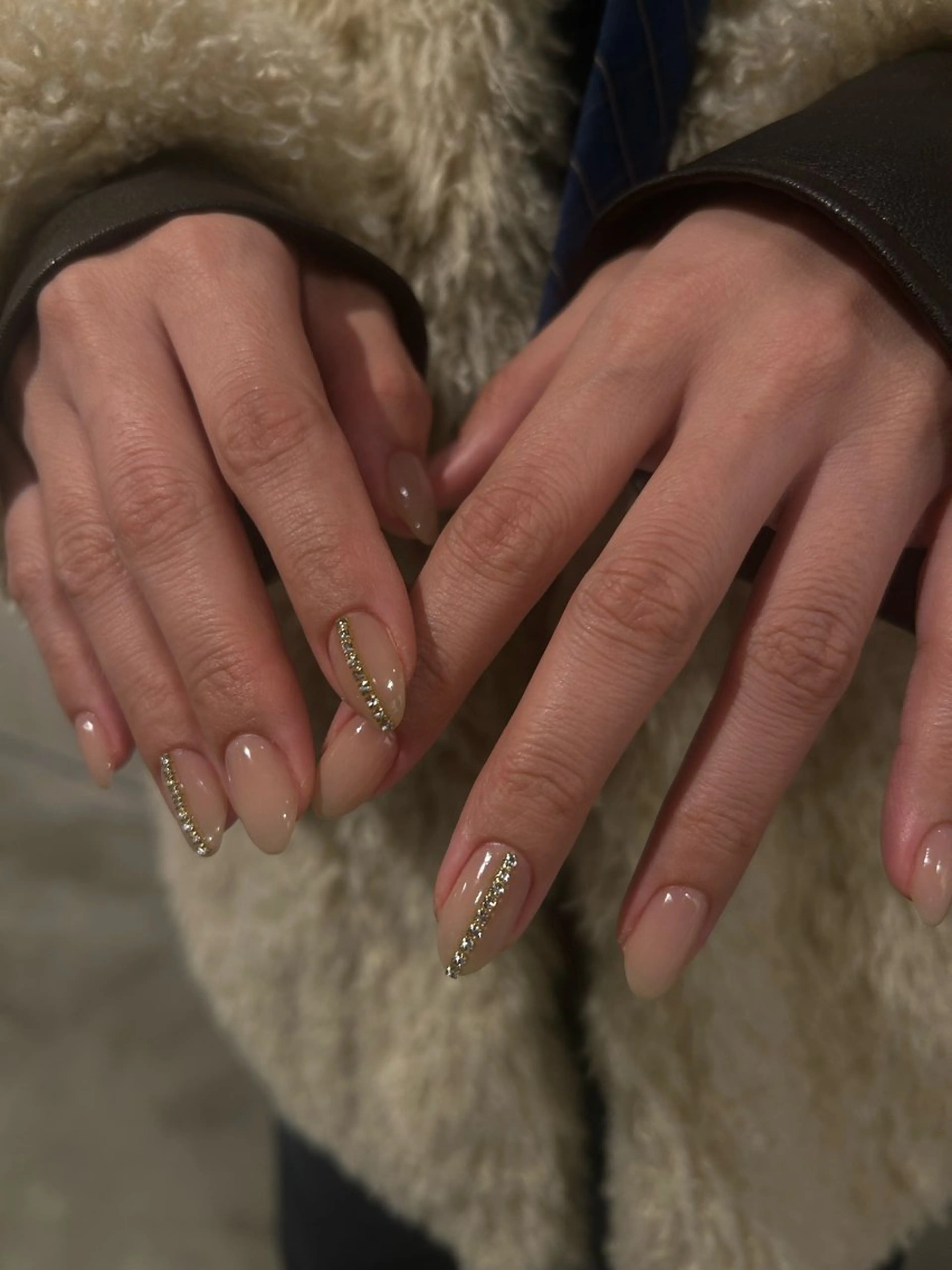 ネイル ゴールド ワンカラーネイル ハンドネイル tote. harunaのネイルデザイン